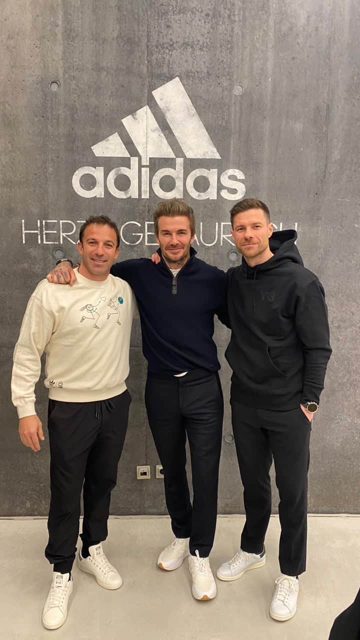 アレッサンドロ・デル・ピエロのインスタグラム：「@adidas HQ tour  . . . @davidbeckham @xabialonso @weareact3」