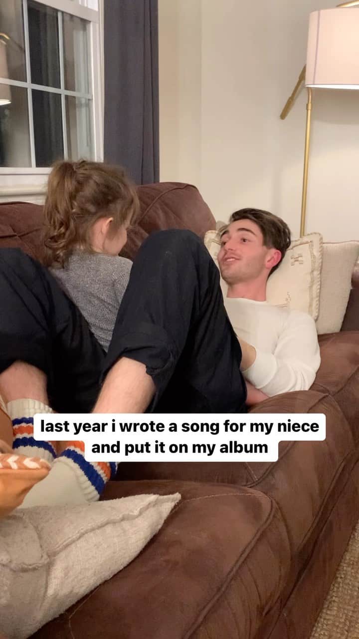 グレイソン・チャンスのインスタグラム：「everything is worth it, because of this <3」