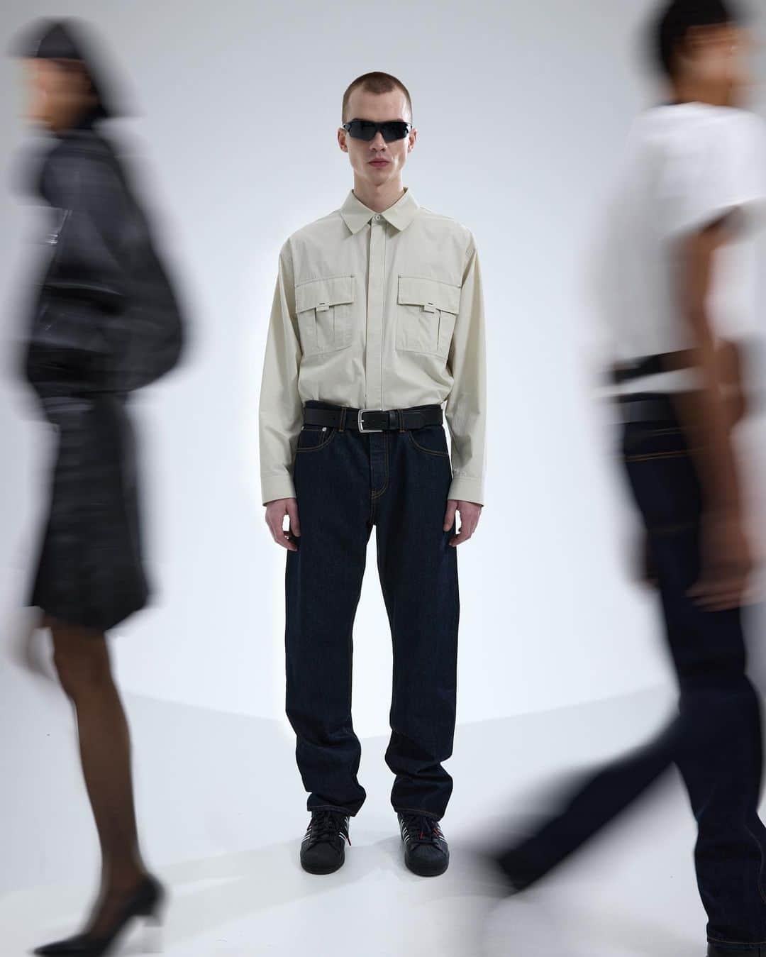 ヘルムート ラングのインスタグラム：「HELMUT LANG S/S 2023 COLLECTION - New York, N.Y. WWW.HELMUTLANG.COM」