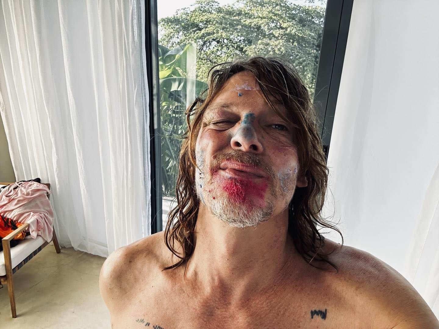 のインスタグラム：「Any beauty salons wanna hire my daughter」