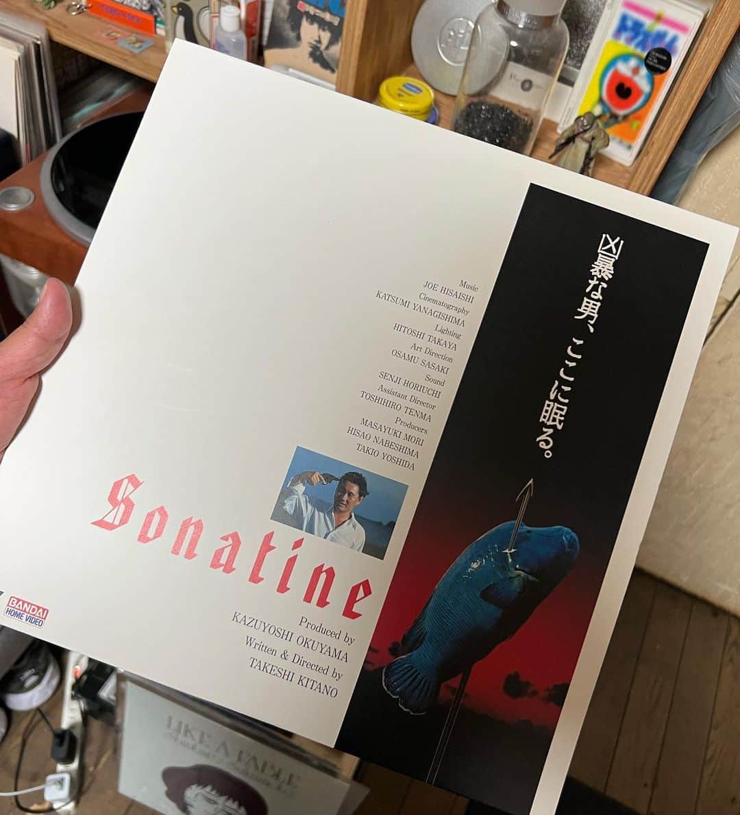 大根仁さんのインスタグラム写真 - (大根仁Instagram)「「ソナチネ」レーザーディスクをタダ同然でサルベージ。表ジャケも裏ジャケも渋いデザイン。VHS、DVD、Blu-ray、LD、サントラCD、ソナチネのパッケージはこれにてコンプリート。」3月25日 9時46分 - hitoshione