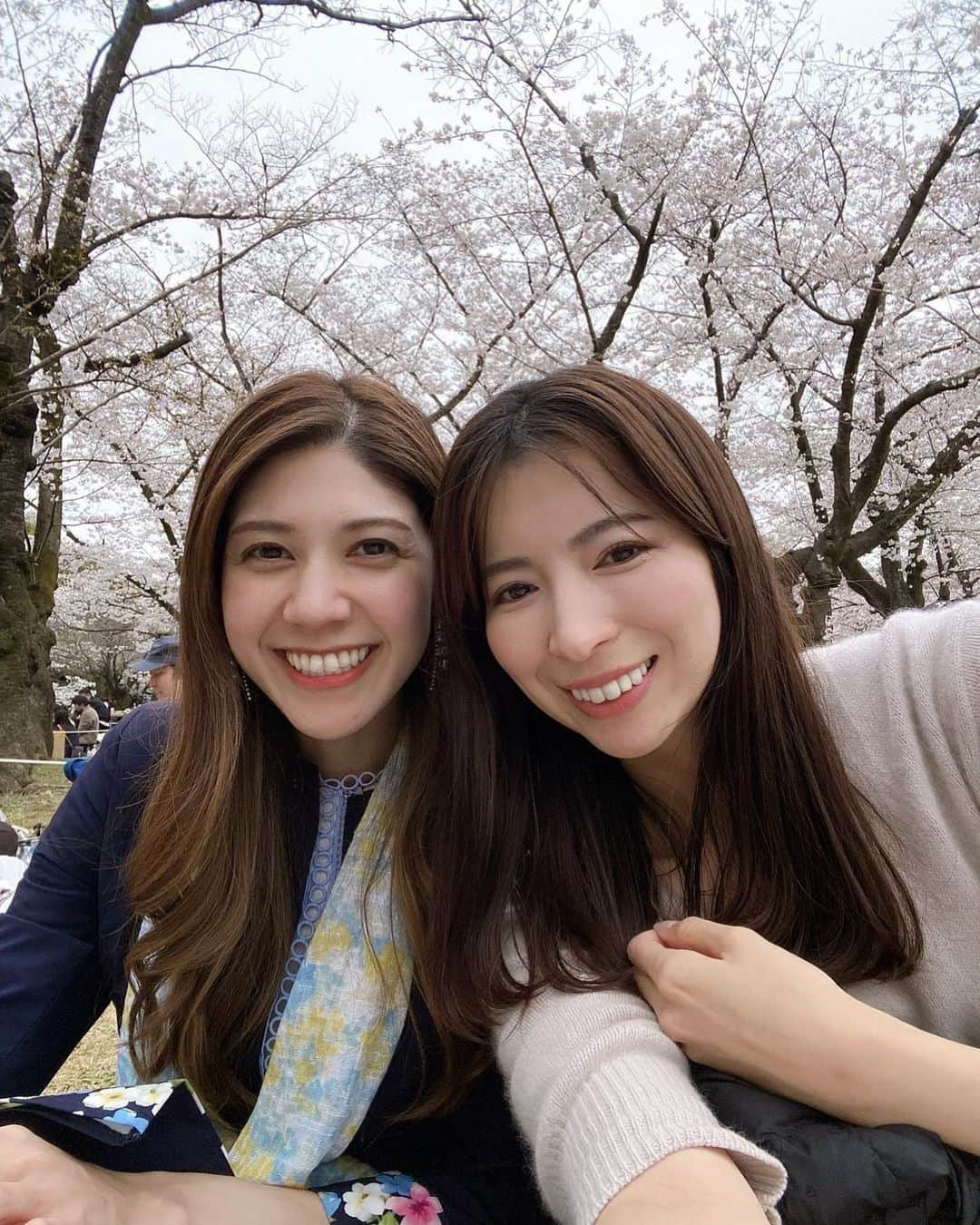 寺内千穂さんのインスタグラム写真 - (寺内千穂Instagram)「⁡ 今年はあと何回お花見できるかな🍡🌸 ⁡ #代々木公園  #🌸 #missinternational2020」3月25日 10時03分 - chiho_terauchi