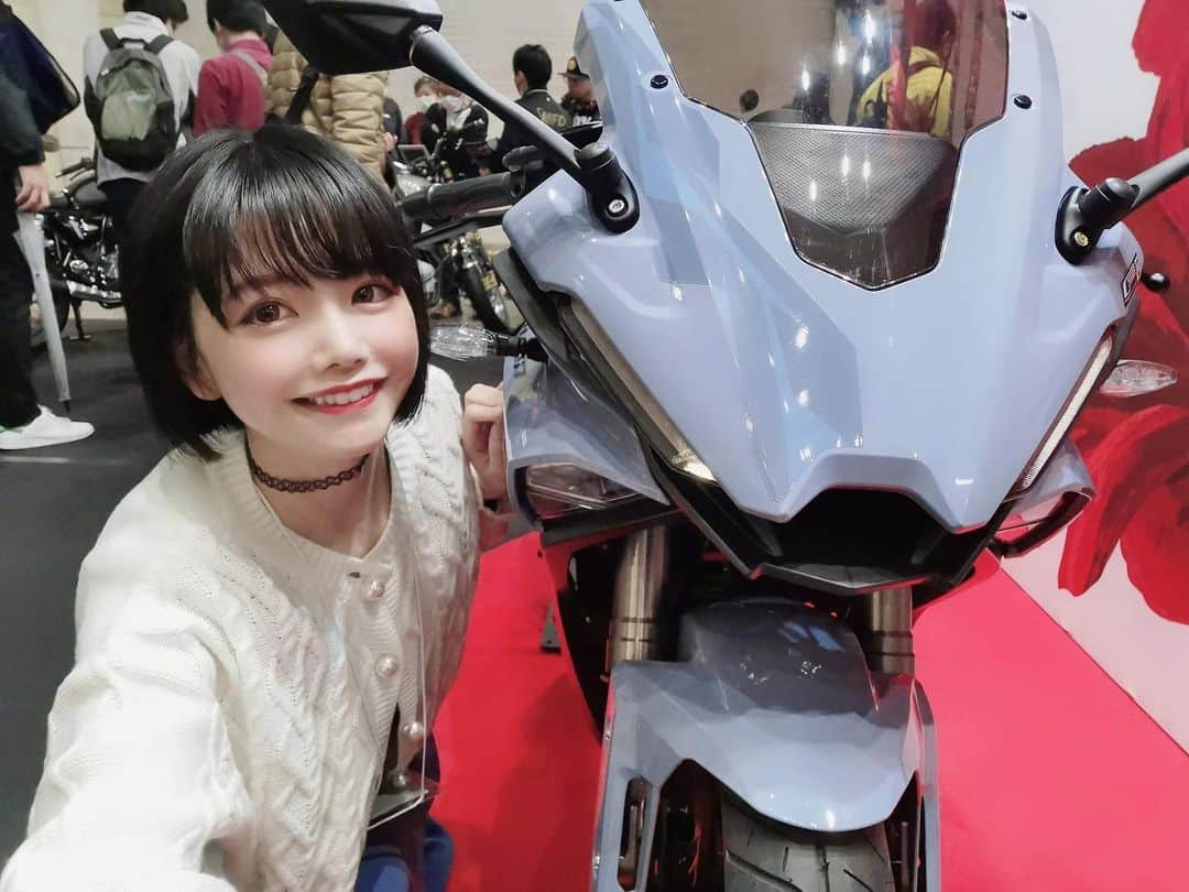 美環さんのインスタグラム写真 - (美環Instagram)「今日も明日も東京モーターサイクルショー🏍💨💨💨 GPXブースでトークショーしてるよ😊✨ #gpxjp」3月25日 16時13分 - mikan_1216