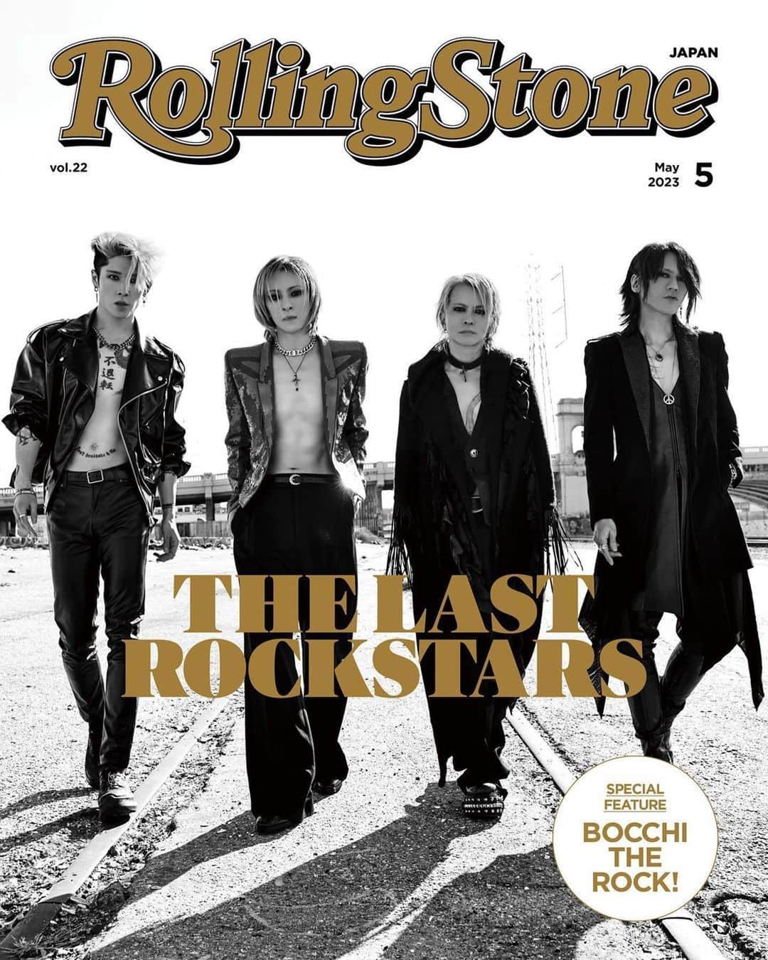 雅-MIYAVI-さんのインスタグラム写真 - (雅-MIYAVI-Instagram)「Rolling Stone Japan vol.22 ⚡️  出ました チェックしてみてね  👽👽👽👽  #Repost @miyavi_staff ・・・ 本日より #THELASTROCKSTARS がFRONT COVERを飾る Rolling Stone Japan vol.22 が発売中✨  ボリューム満点のメンバーインタビューとアメリカで撮り下ろした写真は必見です📸ぜひゲットしてください🙌🏻🖤  @rollingstonejapan  @thelastrockstars  @yoshikiofficial  @hydeofficial  @sugizo_official  @miyavi_ishihara  #rollingstone  #THELASTROCKSTARS #YOSHIKI #HYDE #SUGIZO #MIYAVI」3月25日 12時44分 - miyavi_ishihara