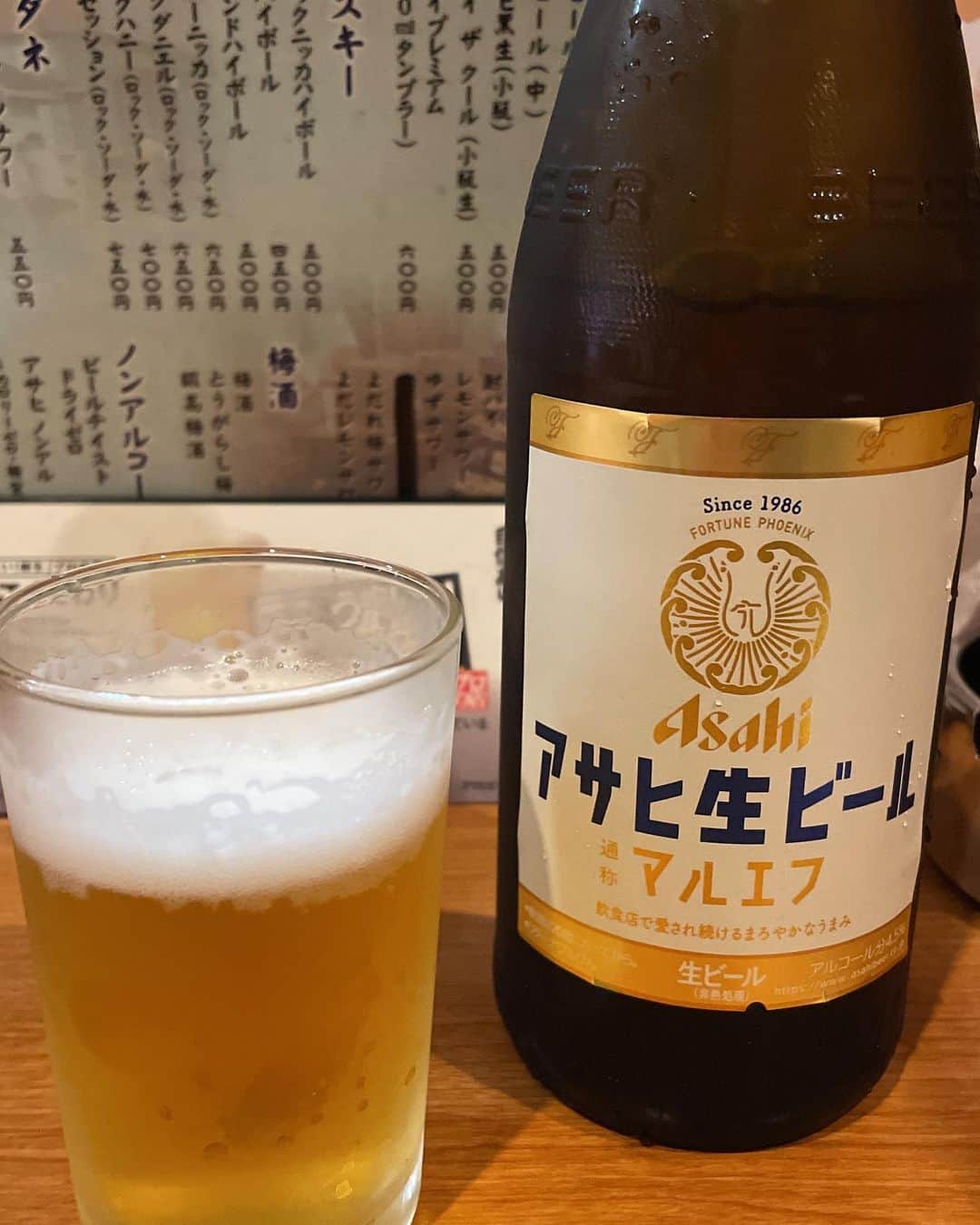 森田繁のインスタグラム：「サクッと地元まで戻り、慎ましやかにひとり打ち上げ。」