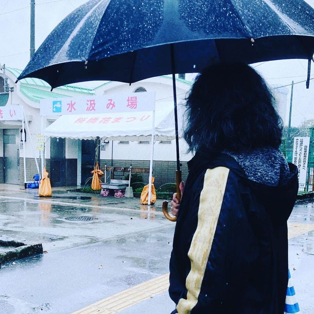 仲雅美さんのインスタグラム写真 - (仲雅美Instagram)「雨の桜橋花まつり🌸」3月25日 17時04分 - masami_naka32
