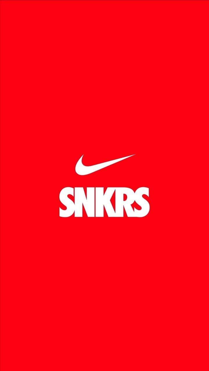 DJKROのインスタグラム：「遂に明日に迫りました！準備に準備を重ねて来たNIKE×Chilly Sourceによるイベント、”MAXXED OUT TOUR ”👟✔︎😎 下北沢Adriftにて13時30より、開催です。 間違いなく楽しませます。 楽しみにしていてください！🤙🤙 #ChillySource  #nike  #maxxedout  #djkro  #chill  #dj」