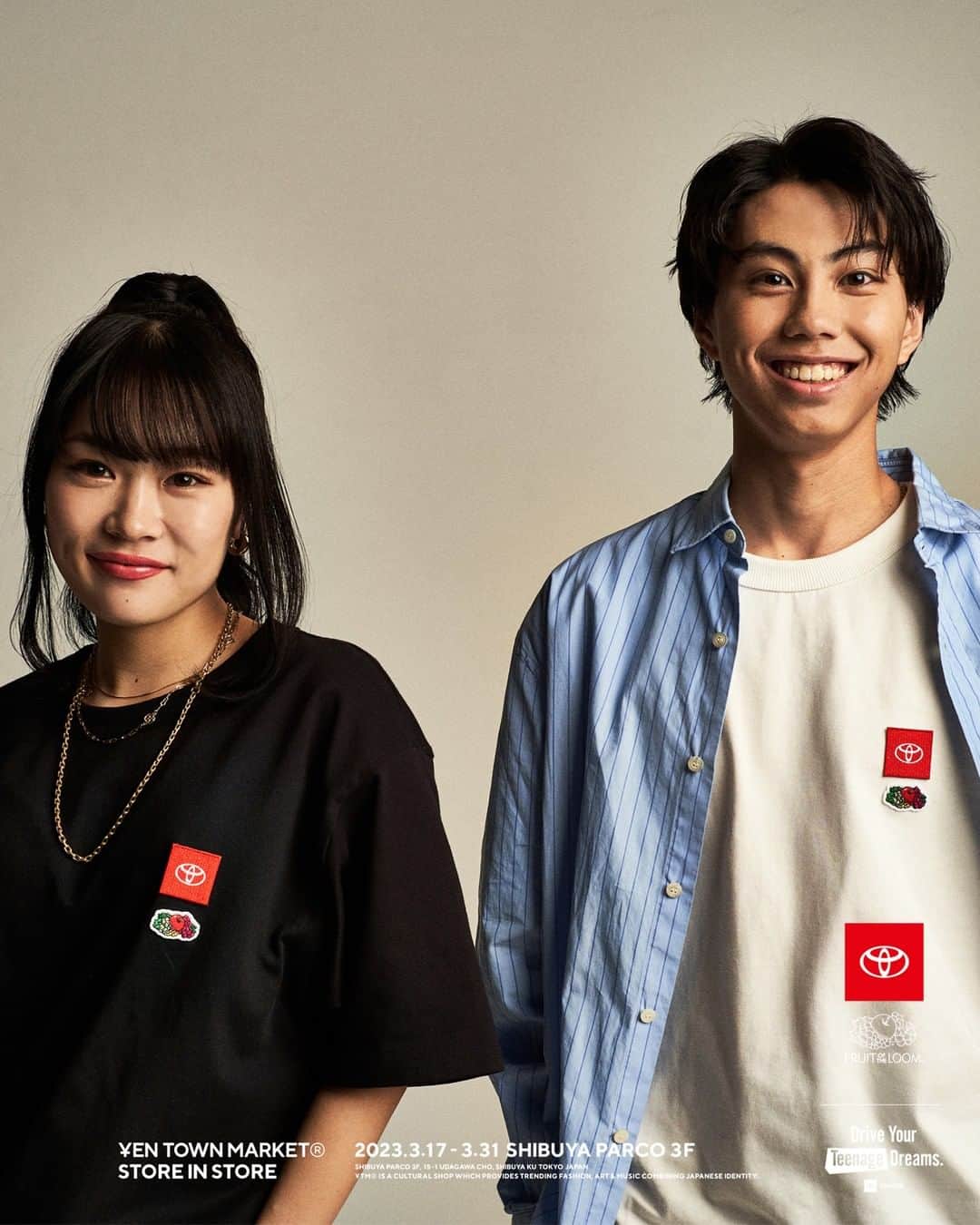 TOYOTAさんのインスタグラム写真 - (TOYOTAInstagram)「TOYOTA DYTD Collaboration Fruit Of The Loom | Lee  3⽉31⽇まで渋⾕PARCO 3階 @yentownmarket  にて、TOYOTA DYTDとLee、Fruit Of The Loomとのコラボ商品を販売中！  Leeのルックには⼈気お笑いコンビ、チョコレートプラネットの2⼈を起⽤！ Fruit Of The LoomのルックにはRIEHATA率いるRHTに所属し、様々なアーティストへの振り付けを⾏うReiNaとスケーターとして世界で活躍するKyonosukeの2⼈を起⽤！  スタイリッシュかつ⽇常⽣活においても着やすいアイテムなので要チェックです。  これらのアイテムに関してはYENTOWNMARKETのオンラインでも購⼊可能です。  TOYOTA DYTD,Lee and Fruit Of The Loom will collaborate with Yentownmarket on the 3rd floor of Shibuya PARCO from March 17 to March 31! The Lee look features two members of the popular comedy duo Chocolate Planet! Fruit Of The Loom‘s look features ReiNa, who belongs to RIEHATA-led RHT and choreographs for various artists, and Kyonosuke, who is active worldwide as a skater. The items are stylish and easy to wear in everyday life, and are a must-see. These items are also available online at YENTOWNMARKET.  #TOYOTA #トヨタ #dytd #driveyourteenagedreams #shibuyaparco #渋谷parco #ポップアップ #Lee #FruitoftheLoom #チョコレートプラネット #チョコプラ #ReiNa #kyonosuke #yentownmarket」3月25日 19時00分 - toyota_jp