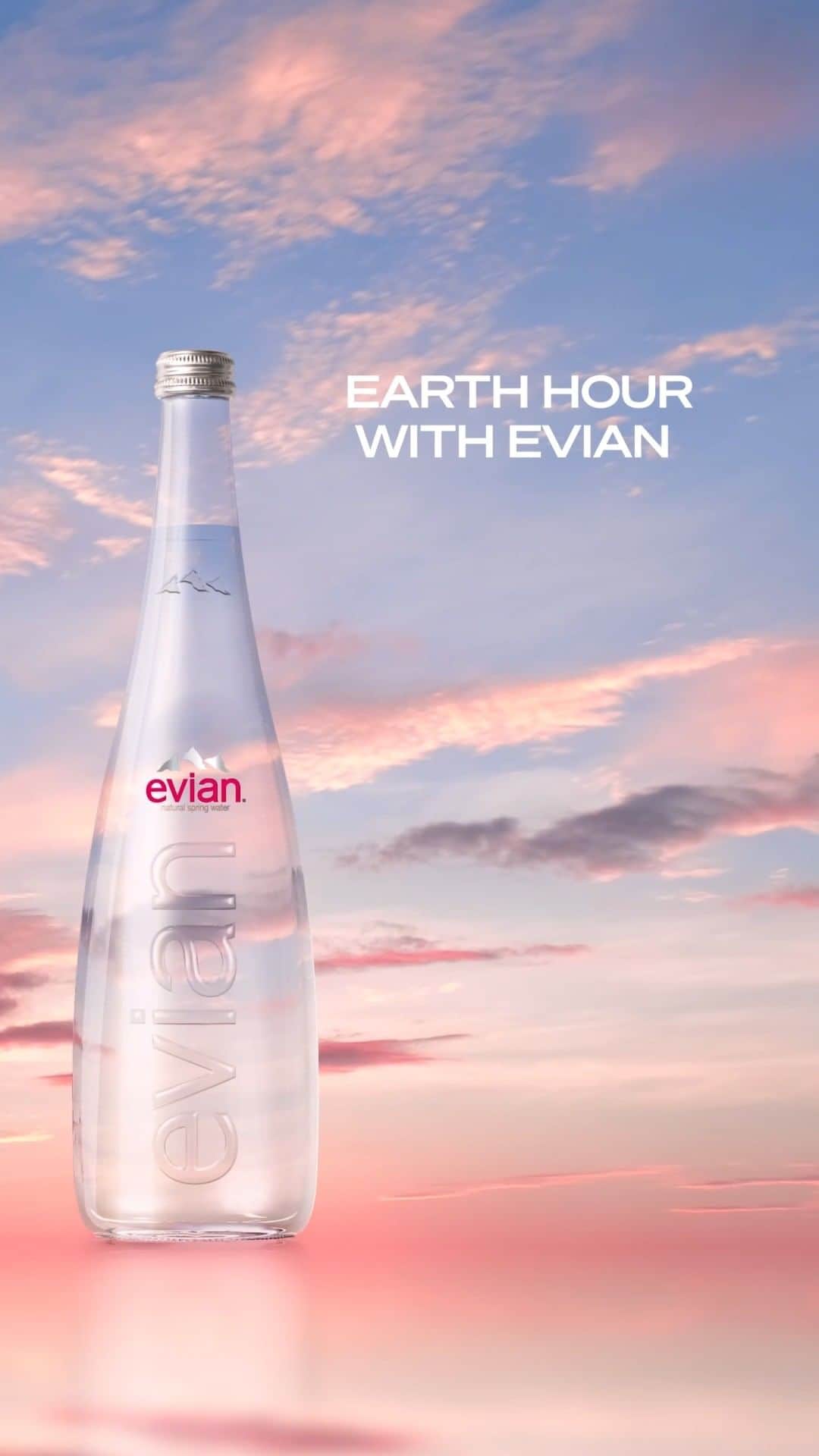 evianのインスタグラム：「If only Earth Hour happened everyday 🌍  It’s time to disconnect from tech and instead reflect and celebrate our amazing planet🌱  How are you spending your Earth Hour?   #EarthHour #CarbonEmissions #evian」