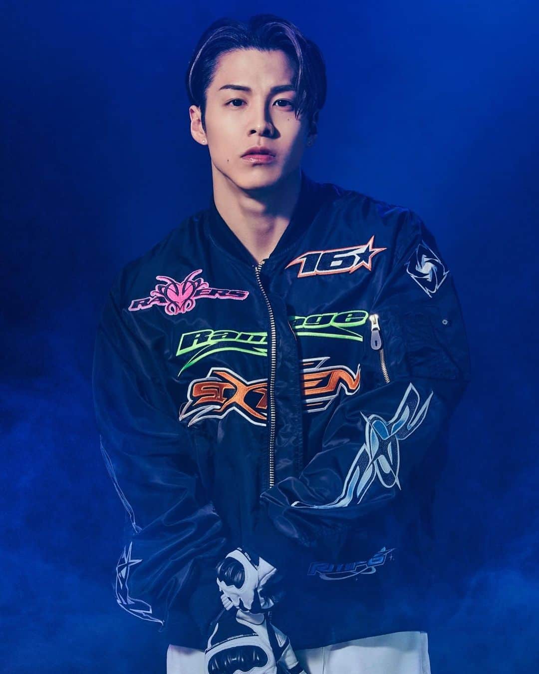 のインスタグラム：「New single 『16BOOSTERS』 お楽しみに…  #16」