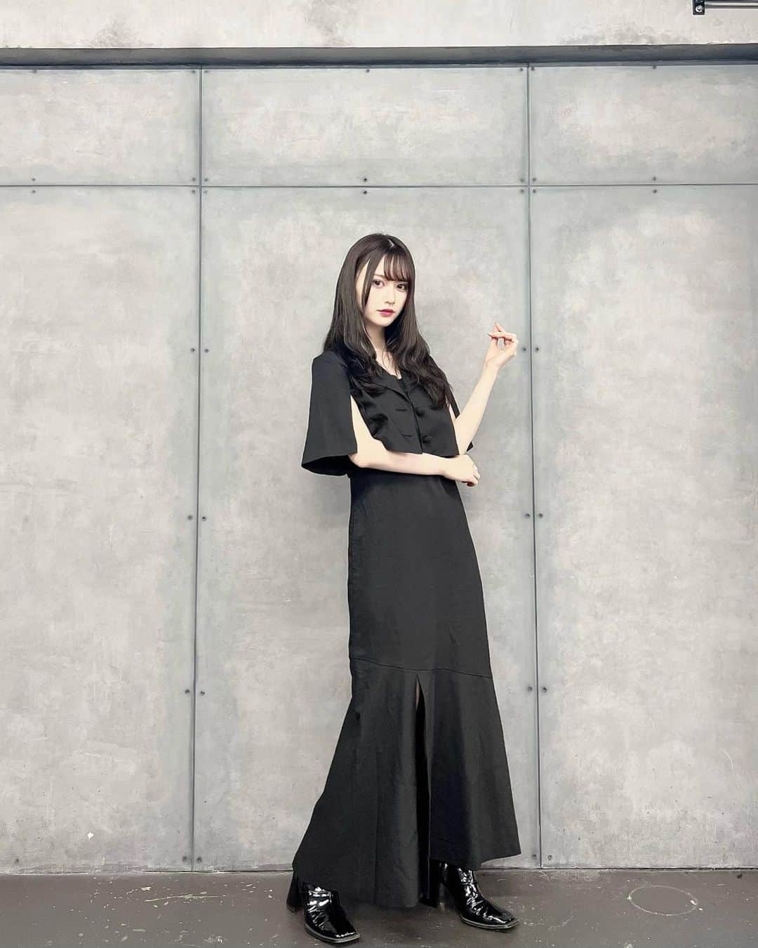 山本望叶さんのインスタグラム写真 - (山本望叶Instagram)「どう？  #ootd #code #コーデ #ブラックコーデ #モノトーンコーデ #ワンピース #dazzlin #meltthelady」3月25日 20時50分 - mikana.yamamoto