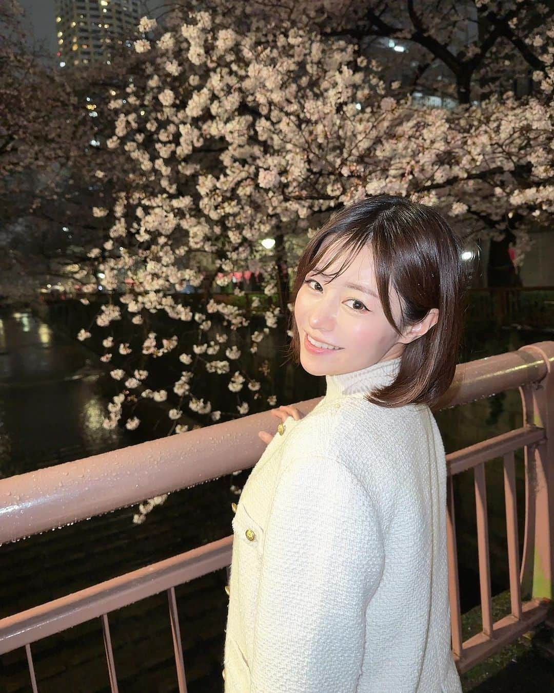 瑠川リナさんのインスタグラム写真 - (瑠川リナInstagram)「3/25 桜満開🌸  #目黒川 #桜 #春 #spring #花見スポット #花見 #グラビア自撮り部 #fantia  #美女図鑑　#自撮り #instalike #instagram #love #likeforlikes #f4f #japanesegirl #japaneseidol #フォローミー #follow #instagood #随手拍 #잘부탁해요 #女孩 #扎心了#sexyasiangirl #sexyactresses #人像攝影　 #被写体 #攝影日記」3月25日 21時17分 - rukarina_insta