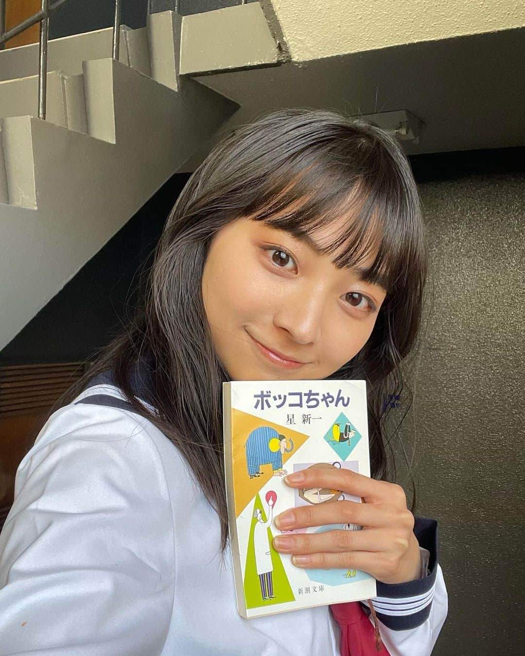 酒井唯菜さんのインスタグラム写真 - (酒井唯菜Instagram)「【ご報告📔】 Bye-Bye-Handの方程式さん(@byebyehand_official )の『風街突風倶楽部』のMVに出演させて頂きました🙌🏻  是非ご覧ください！！  #byebyehandの方程式 #風街突風倶楽部 #mv」3月25日 21時47分 - yuina_sakai_official