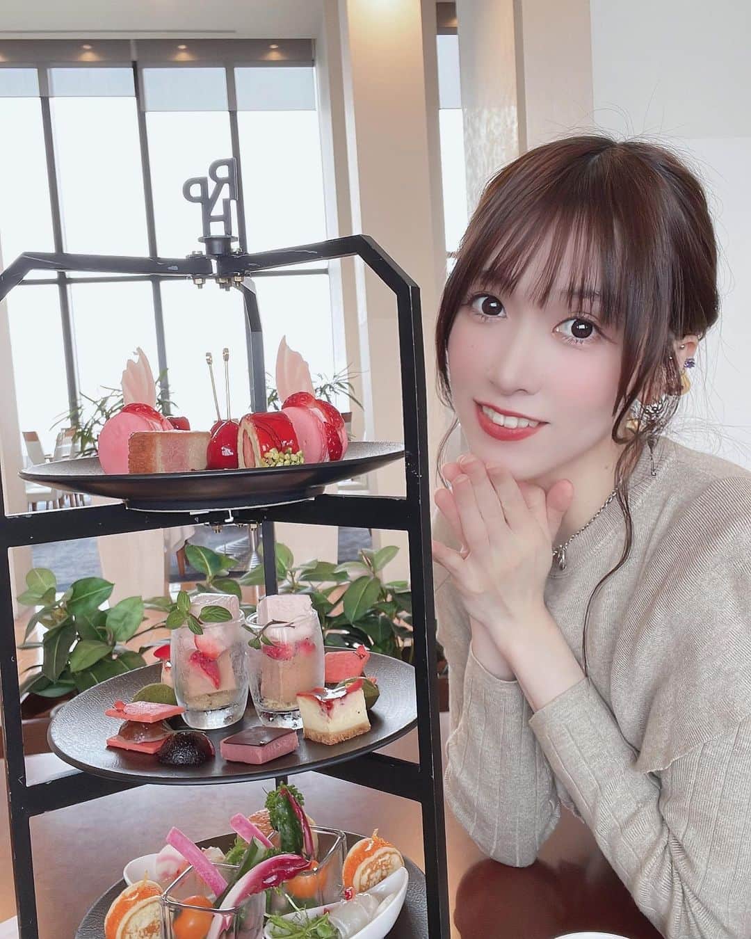 小鳥遊七星のグルメインスタ