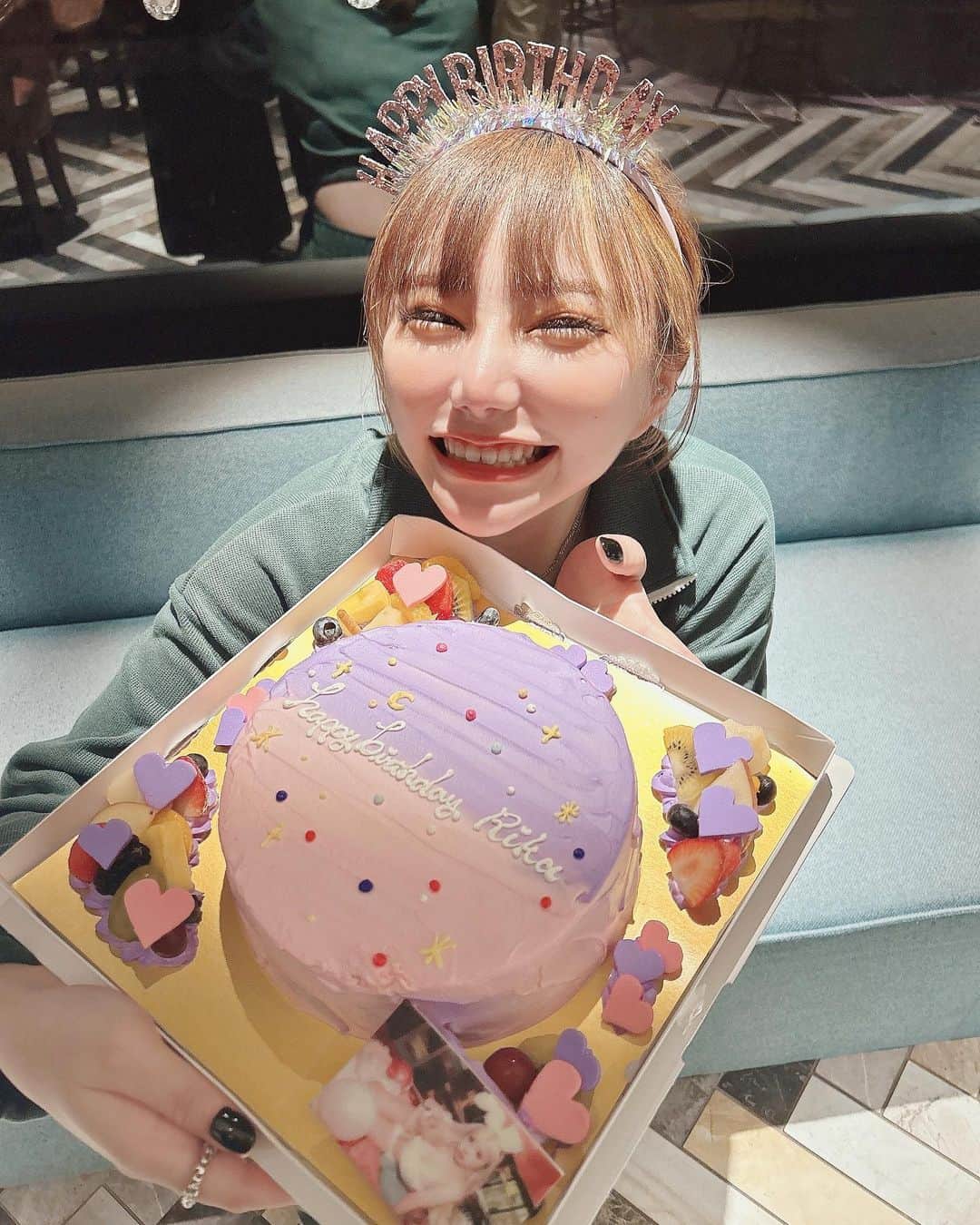 壮絶のリカのインスタグラム：「27ちゃいになりまちた💜💜」