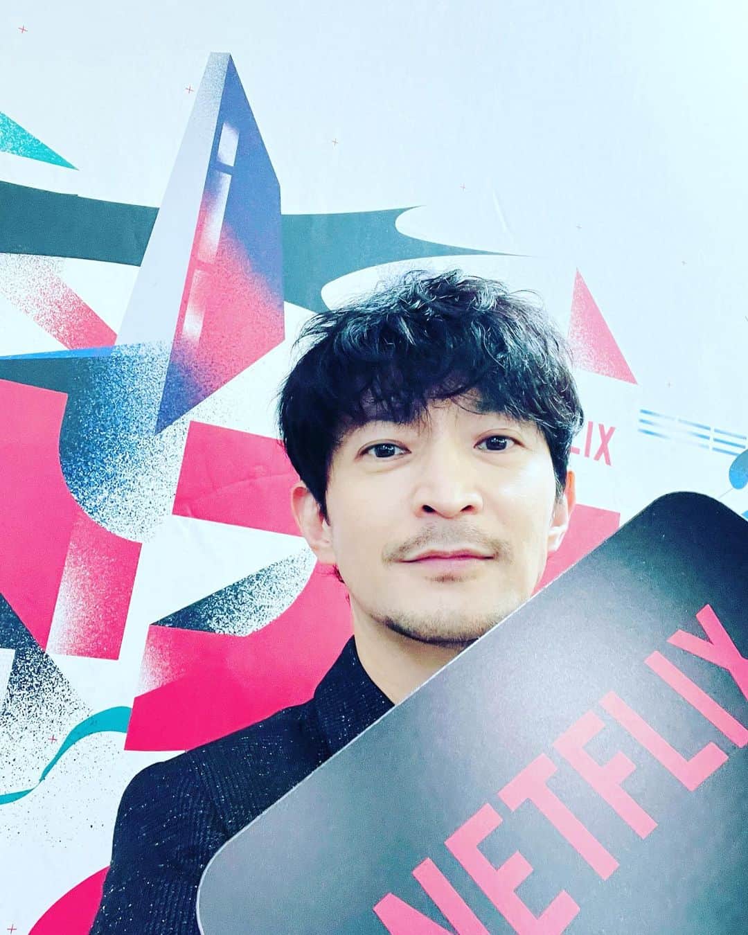 津田健次郎のインスタグラム：「#ネトフリアニメ ブース ダンディタイム、ご来場頂いた皆さん、配信でご覧頂いた皆さん、ありがとうございました。 とても楽しき時間でした。  #AnimeJapan  #AJ2023  #津田健次郎 #ツダケン」