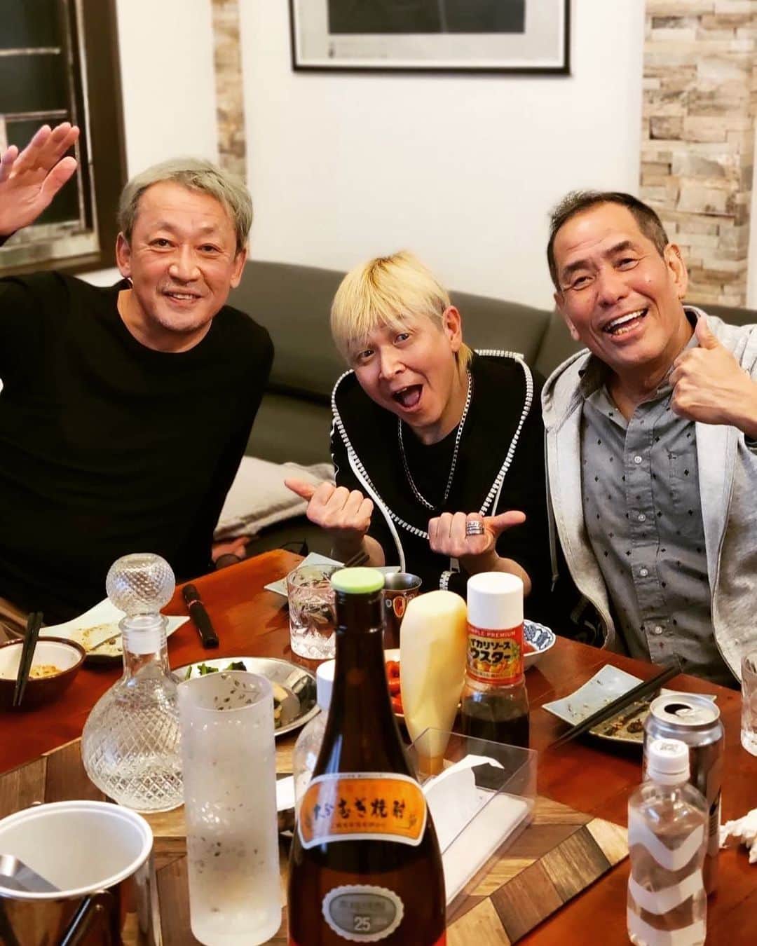 長原成樹のインスタグラム：「10年ぶりにひろくんとおさむ兄さんのお家に行った😄 出逢ってから38年ずーっと優しい兄さん ご馳走様でした🥹 #おさむ兄さん　#吉田ヒロくん　#長原成樹」