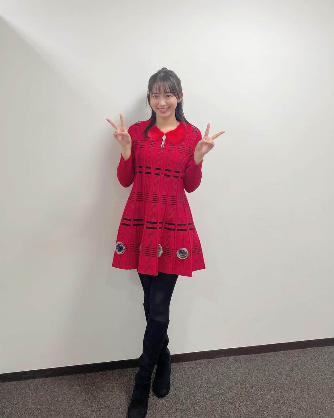 志田音々のインスタグラム：「📻レギュラーラジオ‼︎☺︎  【お知らせ】  4月1日から1年間、FM富士『劇団サンバカーニバル』にレギュラーアシスタントとして携わらせていただきます✨ メインパーソナリティは劇団ひとりさんで、もう1人のアシスタントは森みはるさん(о´∀`о)  毎週土曜日 20:00〜22:00生放送 🗻FM富士  1年間どうぞよろしくお願い致します！ ラジオ越しにパワーを届けられるように楽しんでまいります☺︎  そして先輩アシスタントの武藤彩未さんと山内ともなさん、1年間お疲れ様でした💐続きます‼︎  #劇サン #静岡にご縁感じてたり☺︎ #radikoで全国からお聴きいただけます♡」