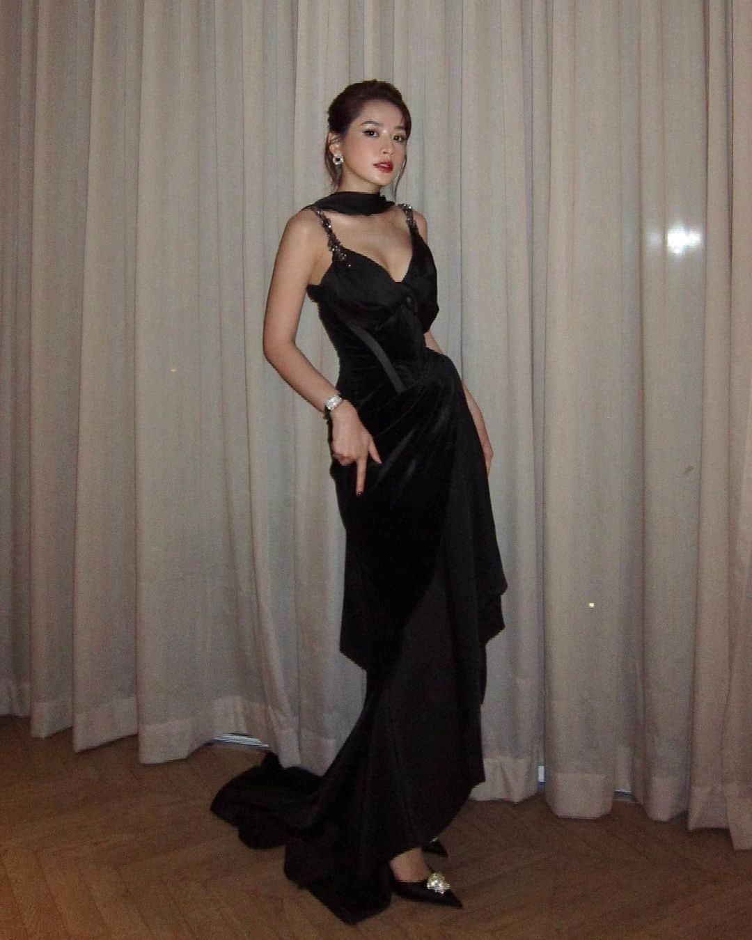 Chi Puのインスタグラム：「🖤」