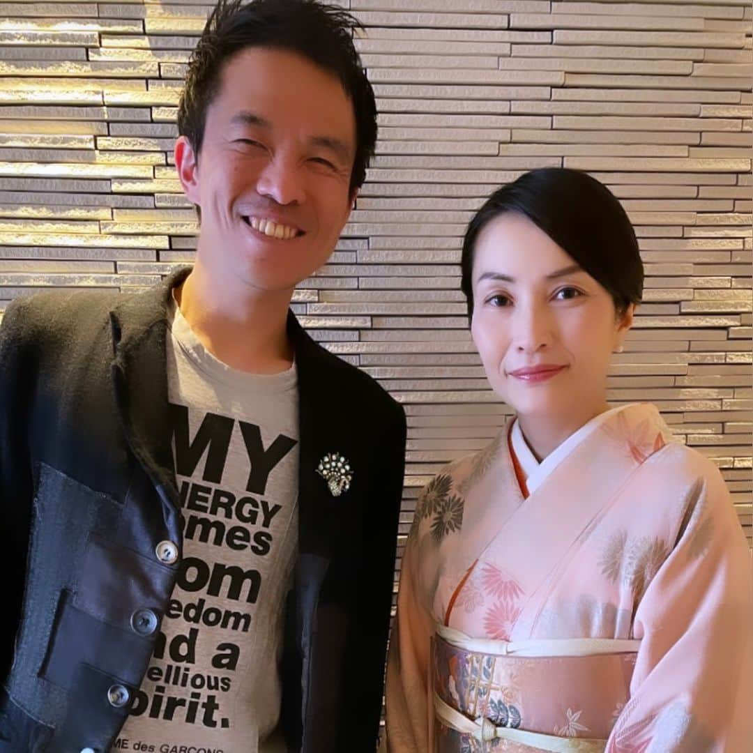 Taro Kamitani 世界初のティアラデザイナーのインスタグラム