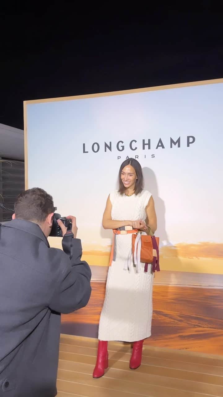 Livのインスタグラム：「Thank you @longchamp for bringing this mama out for a fashionable night🌙✨ #longchampss23 #longchampglamping」