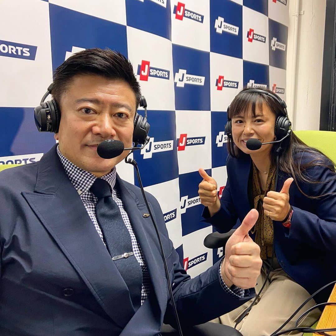 桑井亜乃さんのインスタグラム写真 - (桑井亜乃Instagram)「解説🏉🎤  #ジャパンラグビーリーグワン 2022-2023 D1 第13節 #リコーブラックラムズ 🆚 #東芝ブレイブルーパス   🗓2023年3月24日（金） 🕜19:00kickoff 🏟秩父宮ラグビー場  選手にお話を聞いたり、レフリーにもお話を聞いたり、ネットで色々と調べたり、色んな情報を試合の中で皆さんにお伝えしたいと思いながら解説をしています。  もっとこんな話聞いてみたいとか、注目してほしいとか、何かあれば参考にさせていただきです✨ 4月にも解説が入っています！ 皆さんと一緒にリーグワンを盛りあげられたらと思っています🎤  解説をきいてくださり、ありがとうございました🍀  私は今から香港に出発します🇭🇰 #hongkong7s   #jsports #olympian #sevensrugby #rugby7s #ラグビー #ラグビー日本代表 #サクラセブンズ #ラグビー #rugby #女子ラグビー #レフリー #referee #八木橋百貨店 #canterbury #puma #大正製薬 #五反田病院 #きたもと脳神経外科クリニック #解説 #コメンテーター #commentator #フィットネス女子 #女子アスリート #anokuwai」3月26日 9時30分 - ano.1020