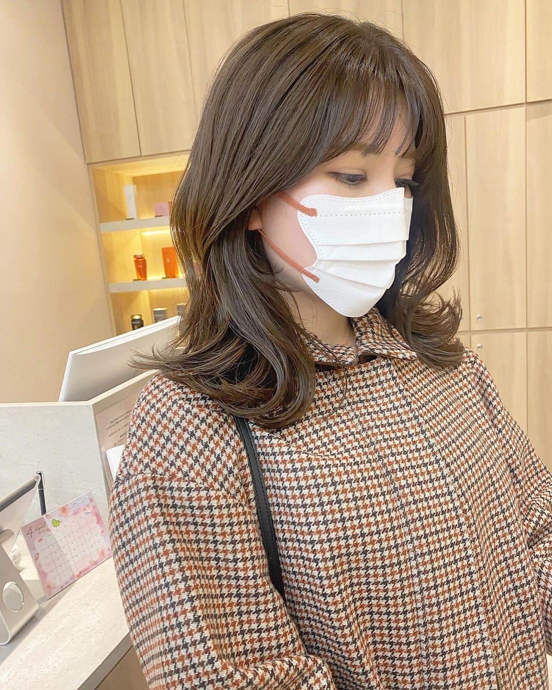 高橋胡桃のインスタグラム：「.#💇🏻‍♀️  髪を綺麗にしてもらいました ちょっぴり伸ばし中です  いつもいつも ありがとうございます♡」