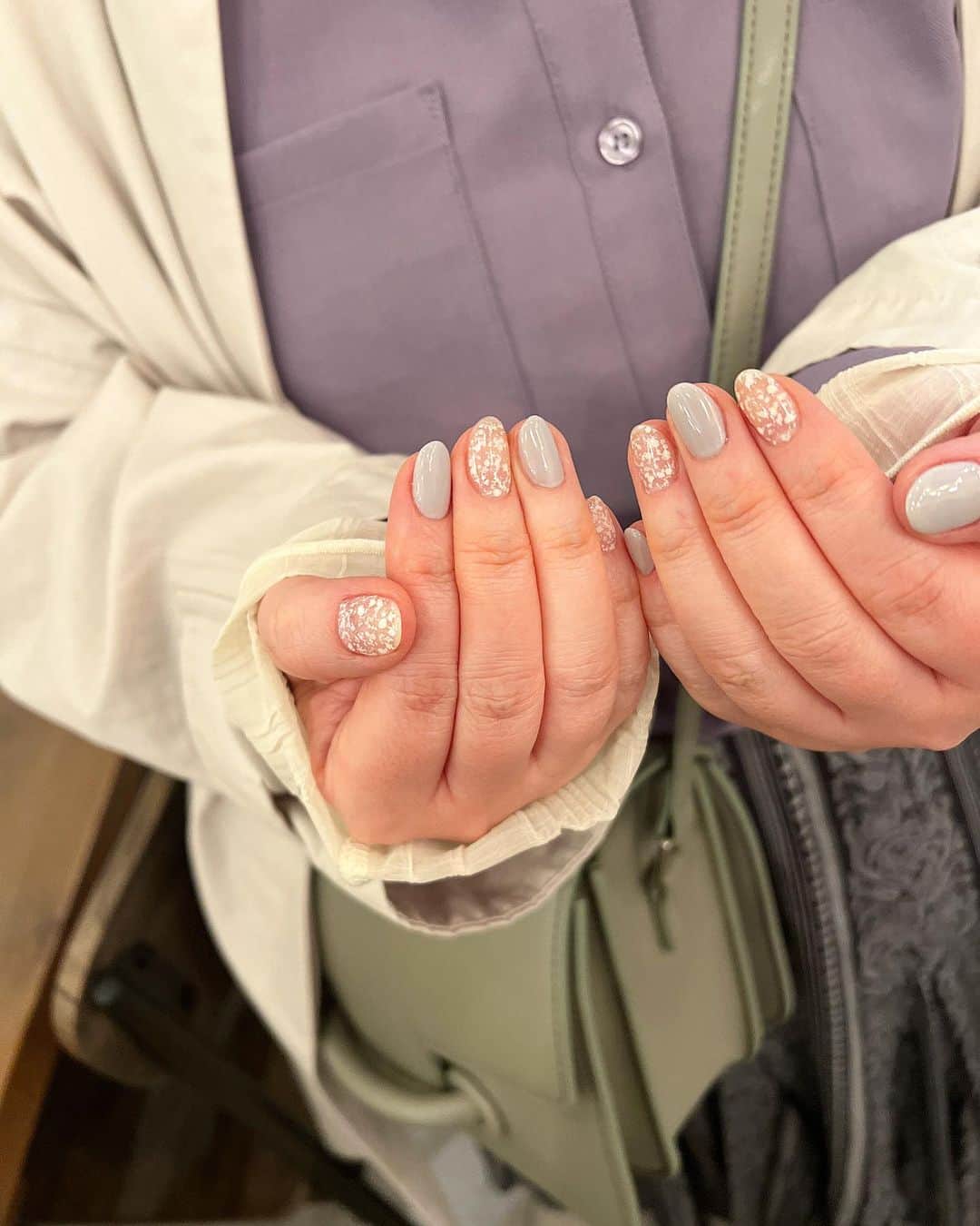 Kana Kobayashiさんのインスタグラム写真 - (Kana KobayashiInstagram)「#nails #simple #Design #ネイル #ネイルアート #ネイルデザイン #シンプルネイル」3月26日 10時30分 - anela_kana