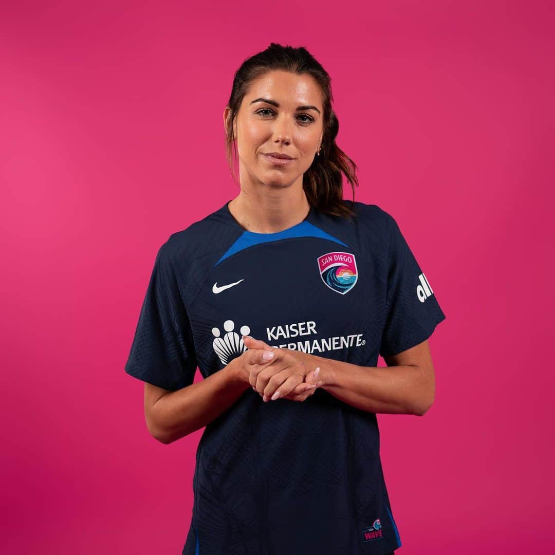 アレックス・モーガンのインスタグラム：「SZN 13 😈 see you tonight San Diego! 7PM PT // CBS Sports Network」
