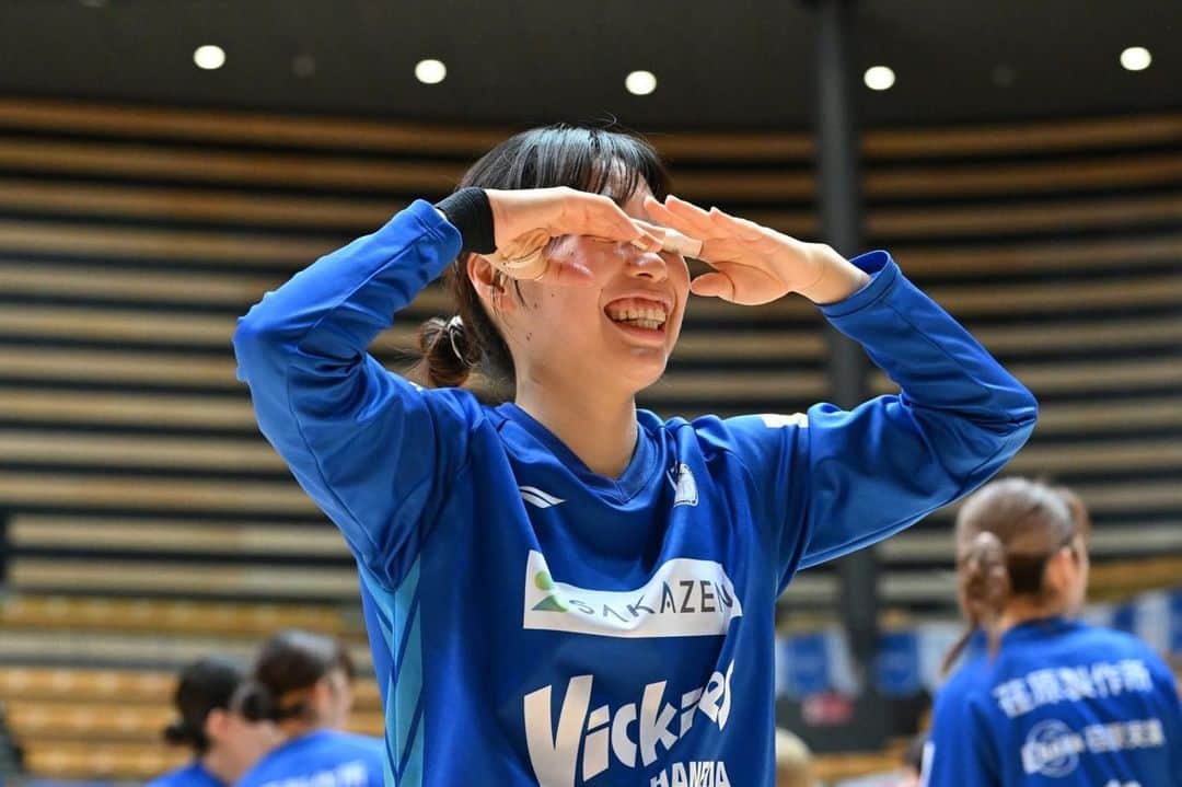 本橋菜子さんのインスタグラム写真 - (本橋菜子Instagram)「Tokyo Haneda Vickies 🐈 2022-23 seasons が終了しました。 　 今シーズンもたくさんのご支援ご声援をありがとうございました。 　 ヴィッキーズHPにコメントが載ってるのでもしよかったら見てください😌 　 #東京羽田ヴィッキーズ  #wリーグ」3月26日 18時55分 - nakomotohashi