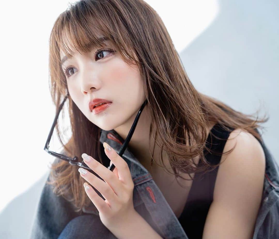 加藤里奈のインスタグラム：「⋆  本日、誕生日を迎えました😊 たくさんのお祝いの言葉ありがとうございます♡  #26歳 #誕生日」
