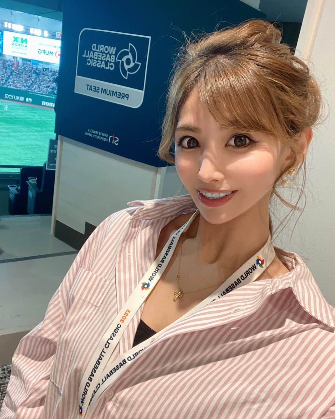 のインスタグラム：「WBC優勝おめでとう🏆✨ ＊ ＊ 映画みたいな展開と結末に、数日経ってもまだ興奮が冷めませんが🤭ww  日韓戦だけでも、侍ジャパンの勇姿を観に行けたのは最高だった🥺⚾️✨  こんな豪華メンバーでの試合はもぅ見れないかもしれませんが、最後まで全力で戦って頂点に立った侍達はやっぱりカッコイイ😆❤️  たくさんの感動をありがとう❣️ お疲れさまでした☺️  #WBC #優勝 #優勝おめでとう #野球 #ベースボール #侍ジャパン #感動をありがとう #お疲れさまでした #野球女子」