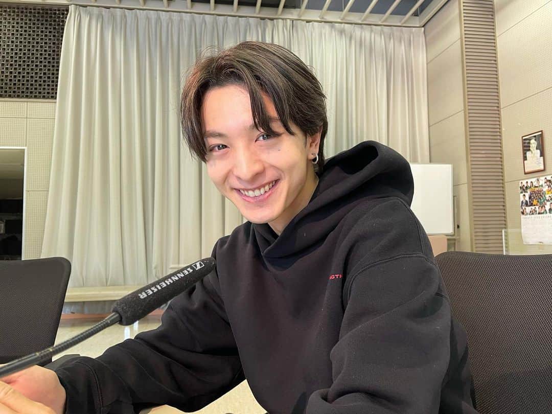 木村慧人のインスタグラム：「"高松綾香の恋する☆オンガク"を通して たくさんの素敵な方と 出会いました。  綾香さん 恋オンスタッフさん そして恋オンリスナー の皆さん。  本当にありがとう ございました‼️  これからも自分らしく 頑張っていきたいと 思います✨」