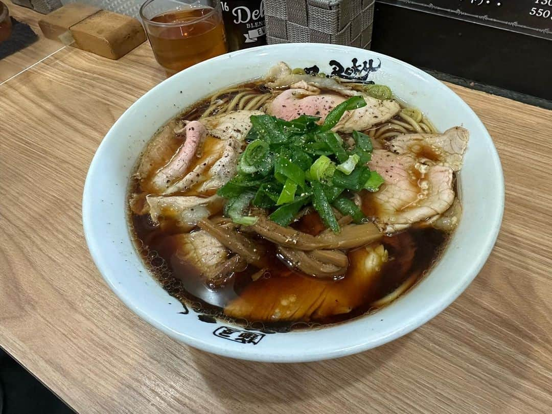 橋本市民球場のインスタグラム：「最近のラーメン🍜 お納めください☺️☺️☺️  1  #丈六 中華そば 2 #丈六 おやすみラーメン 3 #豚山　小ラーメン 4 #拉麺阿修羅 胡麻らーめん 5 #麺元素　中々 6 #丸高中華そば 中華そば 7 #しあわせのらーめんミゥ  　　　　　　とんこつラーメン 8 #まぜそばロマン　 　　　　期間限定ラーメン 9 #無鉄砲　とんこつラーメン」