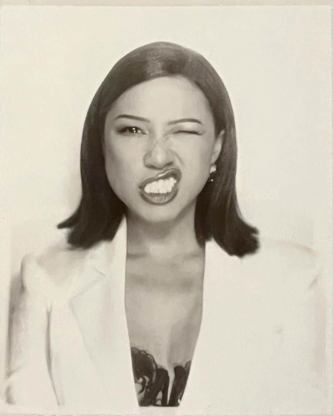 Julia Kellyのインスタグラム：「mug shots @boothbybryant」