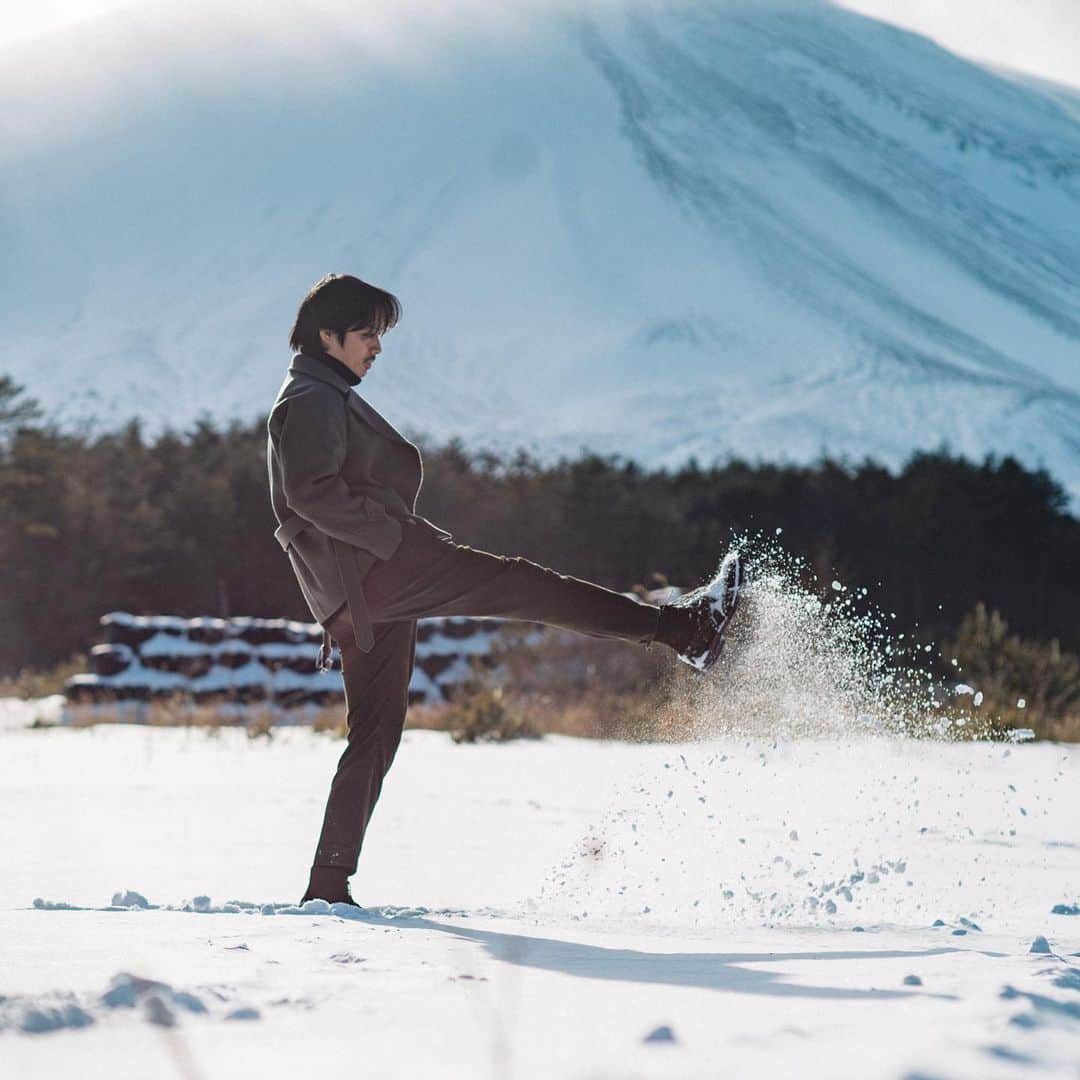 Naokoさんのインスタグラム写真 - (NaokoInstagram)「winter.. @shintaroikeda_tokyo  * どっぷり雨の週末。 といっても私と娘は1ヶ月の春休み🌸 さて、後半はどう過ごそうかな。」3月26日 12時13分 - chiaoking