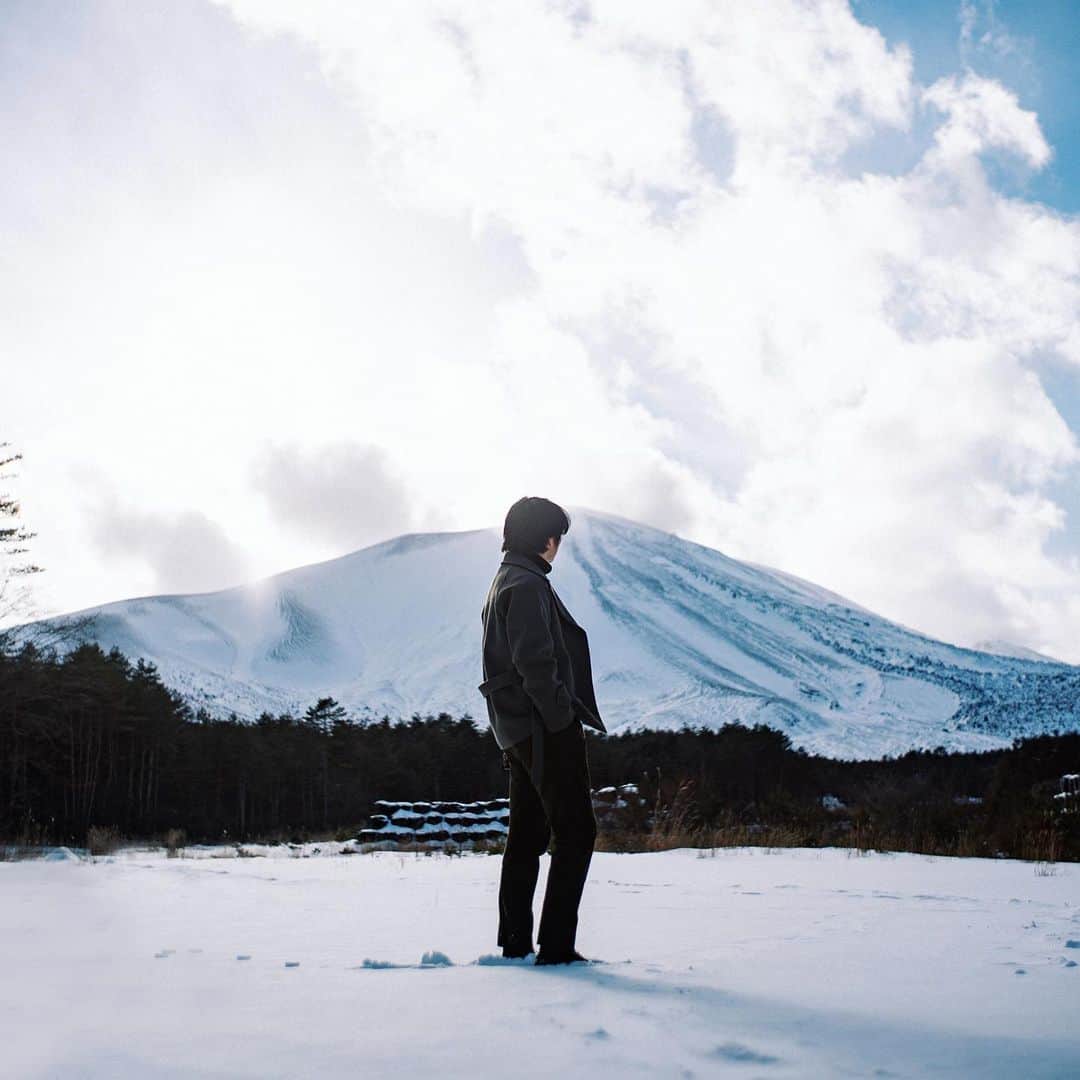 Naokoさんのインスタグラム写真 - (NaokoInstagram)「winter.. @shintaroikeda_tokyo  * どっぷり雨の週末。 といっても私と娘は1ヶ月の春休み🌸 さて、後半はどう過ごそうかな。」3月26日 12時13分 - chiaoking