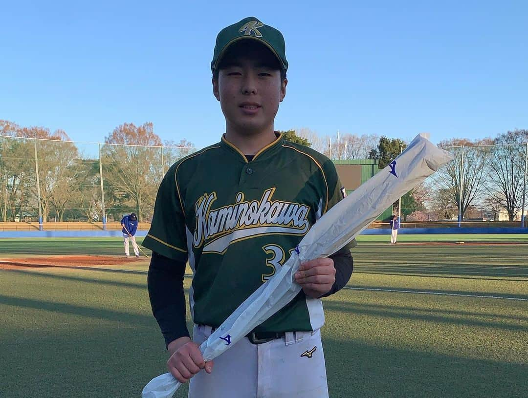 鈴木遼太郎さんのインスタグラム写真 - (鈴木遼太郎Instagram)「. . 先日、中学生による大会『ファイナルドリームカップ』が開催され、素晴らしい大会となりました。 . 最後の大会ともあり、チームが勝つために全力疾走なども見られて感動しました！ . 高校での活躍も楽しみです！ . . たくさんのご尽力ありがとうございました！！ . . 最後に個人賞の紹介をします。  最優秀選手賞 上三川ボーイズ　　　　根本くん 優秀選手賞 上三川ボーイズ　　　　馬嶋くん 佐野ボーイズ　　　　　小堀くん エイジェック　　　　　成瀬くん 浦和ファイヤーレッズ　須賀くん . おめでとうございます！！ . 今後の活躍を期待してます。 ありがとうございました😊  #エイジェック #U15 #上三川ボーイズ #佐野ボーイズ #浦和ファイヤーレッズ」3月26日 13時18分 - taro071024