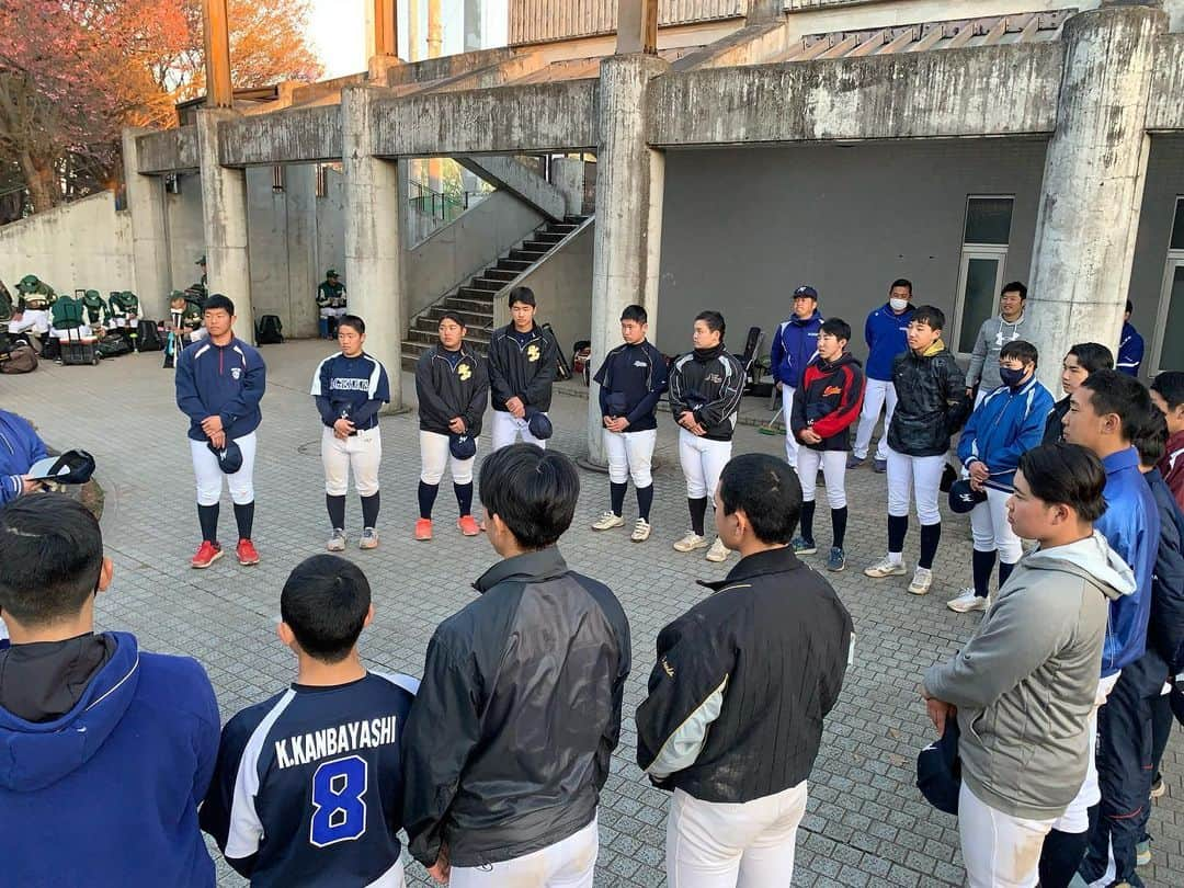 鈴木遼太郎さんのインスタグラム写真 - (鈴木遼太郎Instagram)「. . 先日、中学生による大会『ファイナルドリームカップ』が開催され、素晴らしい大会となりました。 . 最後の大会ともあり、チームが勝つために全力疾走なども見られて感動しました！ . 高校での活躍も楽しみです！ . . たくさんのご尽力ありがとうございました！！ . . 最後に個人賞の紹介をします。  最優秀選手賞 上三川ボーイズ　　　　根本くん 優秀選手賞 上三川ボーイズ　　　　馬嶋くん 佐野ボーイズ　　　　　小堀くん エイジェック　　　　　成瀬くん 浦和ファイヤーレッズ　須賀くん . おめでとうございます！！ . 今後の活躍を期待してます。 ありがとうございました😊  #エイジェック #U15 #上三川ボーイズ #佐野ボーイズ #浦和ファイヤーレッズ」3月26日 13時18分 - taro071024