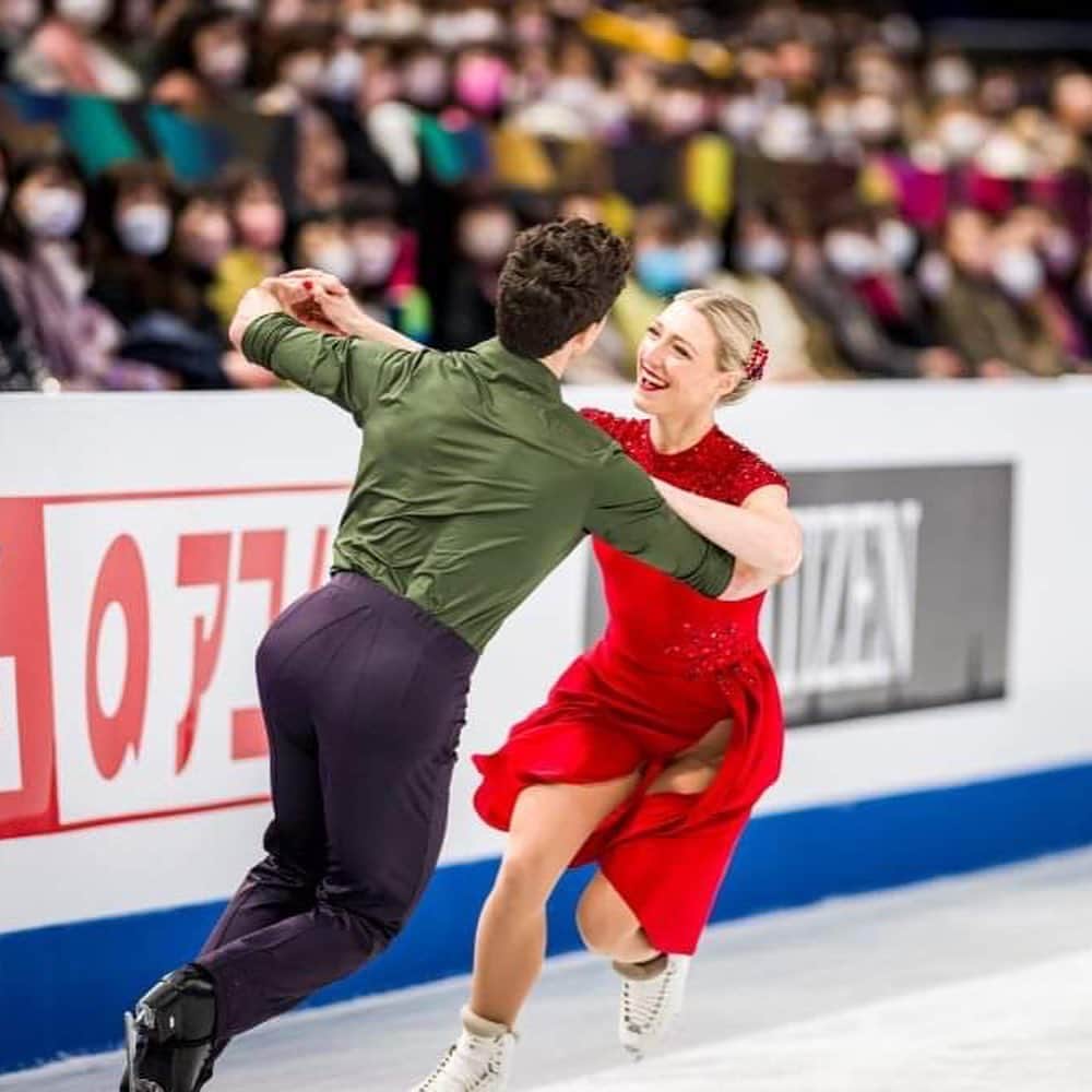 Skate Canadaさんのインスタグラム写真 - (Skate CanadaInstagram)「Tell us you love what you do without telling us you love what you do ❤️   Thank you to our Japanese hosts for another fantastic Worlds! We can't wait to host the world next year in Montreal 🇨🇦 _____________  Dites-nous que vous aimez ce que vous faites sans nous dire que vous aimez ce que vous faites ❤️  Merci à nos hôtes japonais pour une semaine fantastique! Nous sommes impatients d'accueillir les championnats du monde l'année prochaine à Montréal 🇨🇦  📸 @flavioice」3月26日 14時19分 - skate_canada
