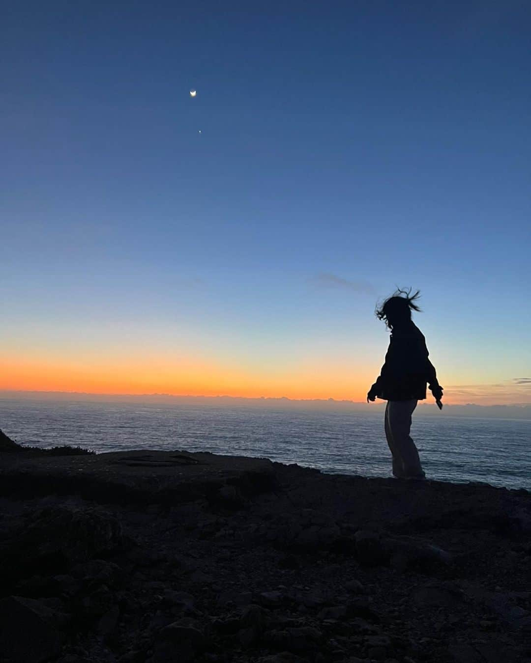 チョン・イルフンのインスタグラム：「🌙」