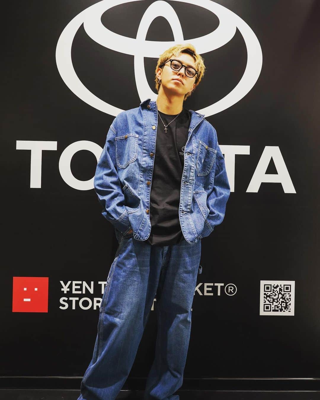 しんたろーのインスタグラム：「TOYOTA POP-UP STORE TOKYO@PARCO SHIBUYA  @toyota × @leejeansjp × @fruitoftheloom   @toyota_jp  @yentownmarket   photo by @styler86   #fashion#model#渋谷#shibuya」
