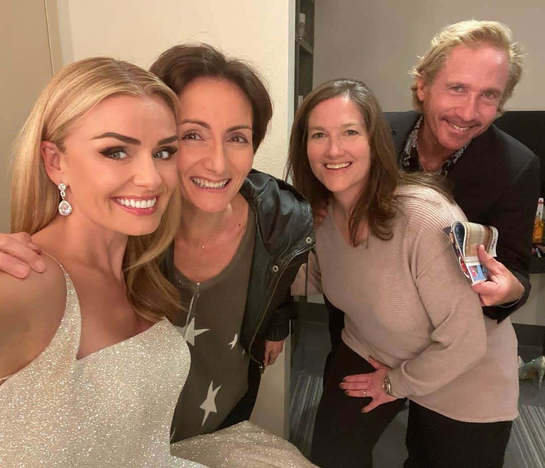 キャサリン・ジェンキンスのインスタグラム：「A fantastic evening at the McCullum Theater Palm Springs. Thank you for inviting me back, for all who made the show a success and to my dear friends who battled the crazy LA traffic to come see me! ❤️」
