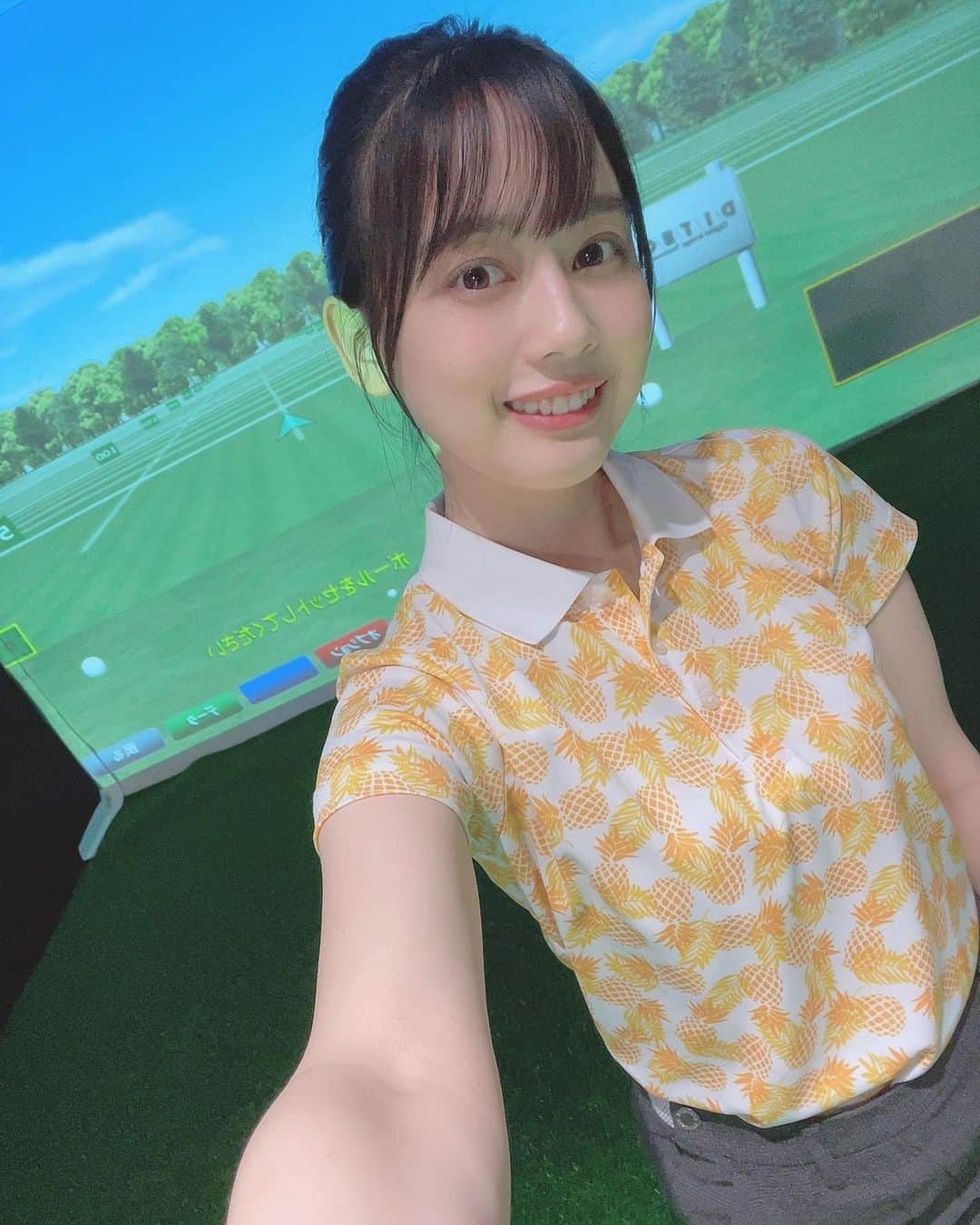 岡田佑里乃のインスタグラム：「ふぁ〜⛳️🏌️‍♀️  #つるやゴルフ #ゴルフ #ゴルフ女子」