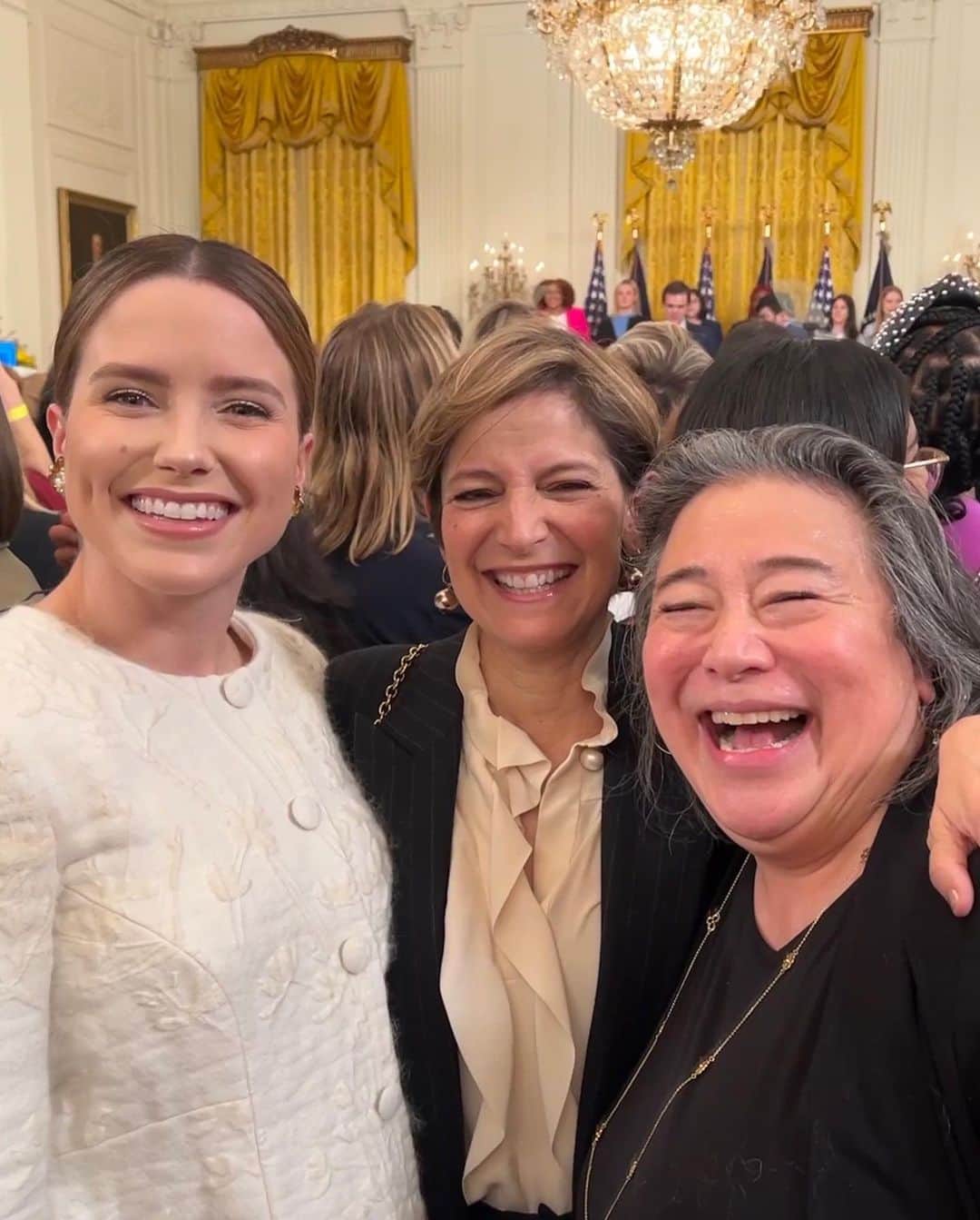 ソフィア・ブッシュさんのインスタグラム写真 - (ソフィア・ブッシュInstagram)「It was an honor to be at the White House for the President and First Lady’s Celebration of Women’s History Month this week. To watch @potus, @flotus, @vp, and @secondgentleman speak before us.  To be surrounded by the women leading our government. @speakerpelosi and so many more who fight for us in the House. To be included in a group of change makers, barrier breakers, and leaders from so many industries. @adrienneelrod from our nation’s CHIPS program. The @ObamaFoundation’s @tinatchen. @themeteor’s @cindi_leive. @glamourmag’s @tashpearlman. Journalists. Astronauts. Activists like @charlotte.clymer. @maya4civilrights, president of @civilrightsorg. The powerhouse ladies of @theskimm and @votemamalobby. Sali of @argent. #GirlsWhoCode’s @reshmasaujani. Friends like @douglasemhoff, @meena, @opalvadhan, and so many administration staffers. And the incredible students doing big things in Washington, who were invited to the stage with our President and Vice President. My incredibly inspiring pal @k_jeanpierre! And I got to wear my dear friend and phenomal woman @moniquelhuillier 🤍  WHM may span four weeks, but women must be central in both policy and decision making year round. Women matter. Families matter. Paid leave matters. Maternal mortality matters. The way we invest in uplifting families matters. When we uplift women we uplift the world. Let’s go. #WomensHistoryMonth #WHM #TheWhiteHouse #WashingtonDC」3月27日 4時01分 - sophiabush