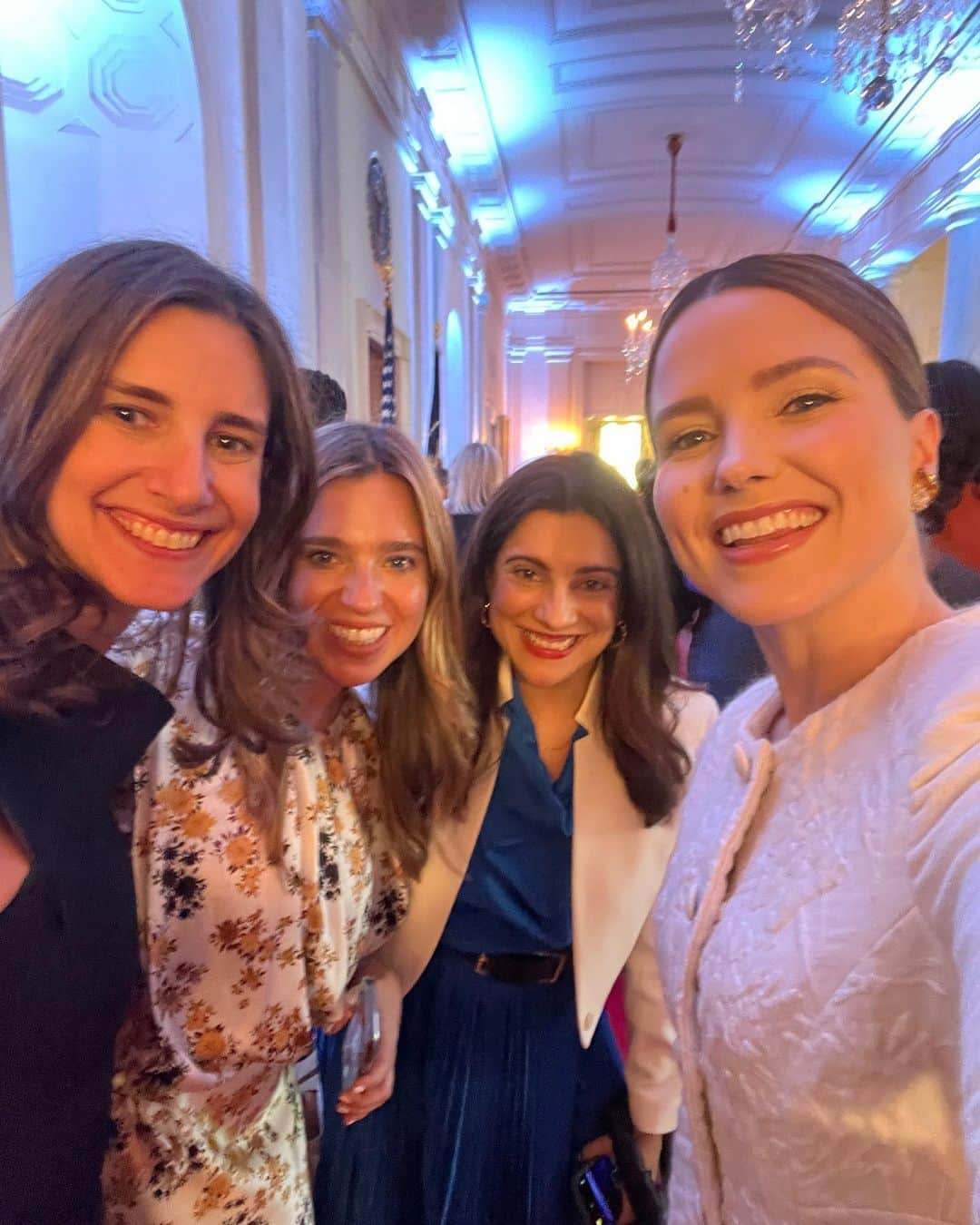 ソフィア・ブッシュさんのインスタグラム写真 - (ソフィア・ブッシュInstagram)「It was an honor to be at the White House for the President and First Lady’s Celebration of Women’s History Month this week. To watch @potus, @flotus, @vp, and @secondgentleman speak before us.  To be surrounded by the women leading our government. @speakerpelosi and so many more who fight for us in the House. To be included in a group of change makers, barrier breakers, and leaders from so many industries. @adrienneelrod from our nation’s CHIPS program. The @ObamaFoundation’s @tinatchen. @themeteor’s @cindi_leive. @glamourmag’s @tashpearlman. Journalists. Astronauts. Activists like @charlotte.clymer. @maya4civilrights, president of @civilrightsorg. The powerhouse ladies of @theskimm and @votemamalobby. Sali of @argent. #GirlsWhoCode’s @reshmasaujani. Friends like @douglasemhoff, @meena, @opalvadhan, and so many administration staffers. And the incredible students doing big things in Washington, who were invited to the stage with our President and Vice President. My incredibly inspiring pal @k_jeanpierre! And I got to wear my dear friend and phenomal woman @moniquelhuillier 🤍  WHM may span four weeks, but women must be central in both policy and decision making year round. Women matter. Families matter. Paid leave matters. Maternal mortality matters. The way we invest in uplifting families matters. When we uplift women we uplift the world. Let’s go. #WomensHistoryMonth #WHM #TheWhiteHouse #WashingtonDC」3月27日 4時01分 - sophiabush