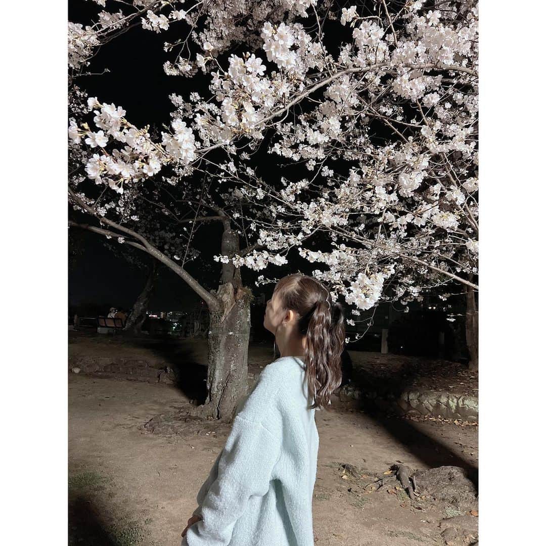 栗山梨奈さんのインスタグラム写真 - (栗山梨奈Instagram)「桜まつり🌸」3月26日 20時21分 - krn_hkt48