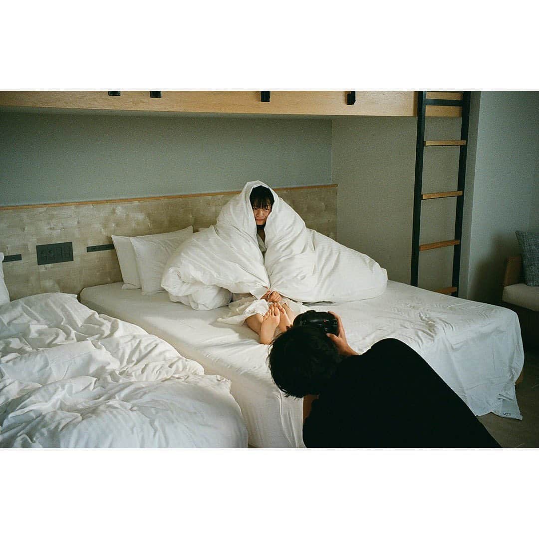 莉子さんのインスタグラム写真 - (莉子Instagram)「私のフィルムカメラで撮ったフォトエッセイ撮影期間☺︎ 思い出たち~🐋🐋🐋」3月26日 20時44分 - riko_riko1204