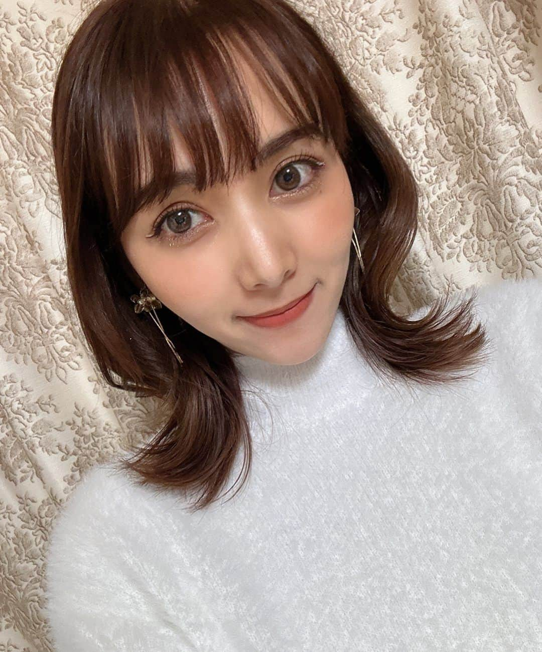 瀬野ユリエのインスタグラム：「髪の毛オレンジブラウン🍊🧡にしましたー☺️ 今回もいい色味でお気に入り🥰🌸 いつもありがとうございます😌✨ #color#orange#ヘアカラー#カット#カラー#トリートメント#渋谷#shibuya #表参道#omotesando #井坂和博 #akamee」