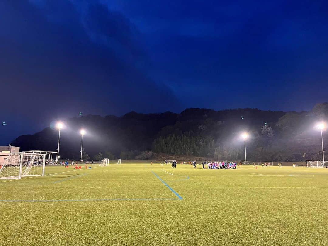 高木和正さんのインスタグラム写真 - (高木和正Instagram)「2023年3月25.26日　 香川県トレセンの選考会でした。  僕自身も小学生の頃、香川県トレセンの選考会の時は緊張していたのを今でも覚えています。  4月から香川県トレセンU-12、U-11、女子、U-10エリートのスタッフとして参加することになりました。  昨年同様に高松、東讃地区トレセンのスタッフも継続して子供達の指導をしていきます。  【香川県の未来ある子供達のために】  【一人でも多くプロサッカー選手を】  #香川県トレセン選考会 #香川県トレセン #高松東讃地区トレセン #スタッフ #香川県 #地元 #高木和正」3月26日 21時16分 - kazumasatakagi